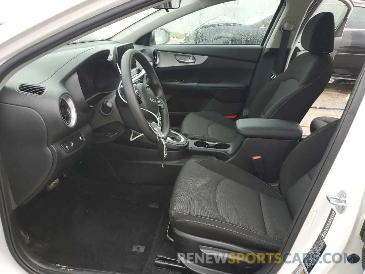 7 Photograph of a damaged car 3KPF24AD7PE612775 KIA FORTE 2023