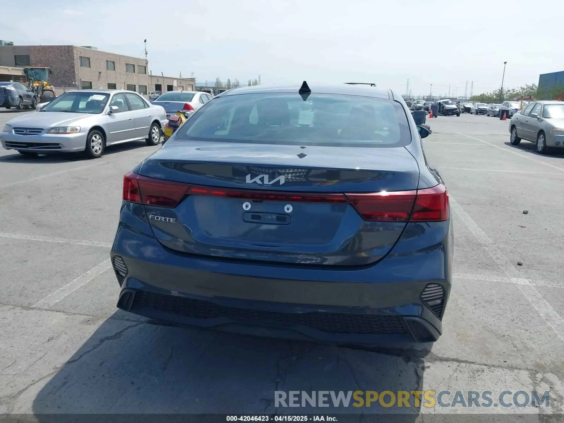 16 Photograph of a damaged car 3KPF24AD7PE634209 KIA FORTE 2023