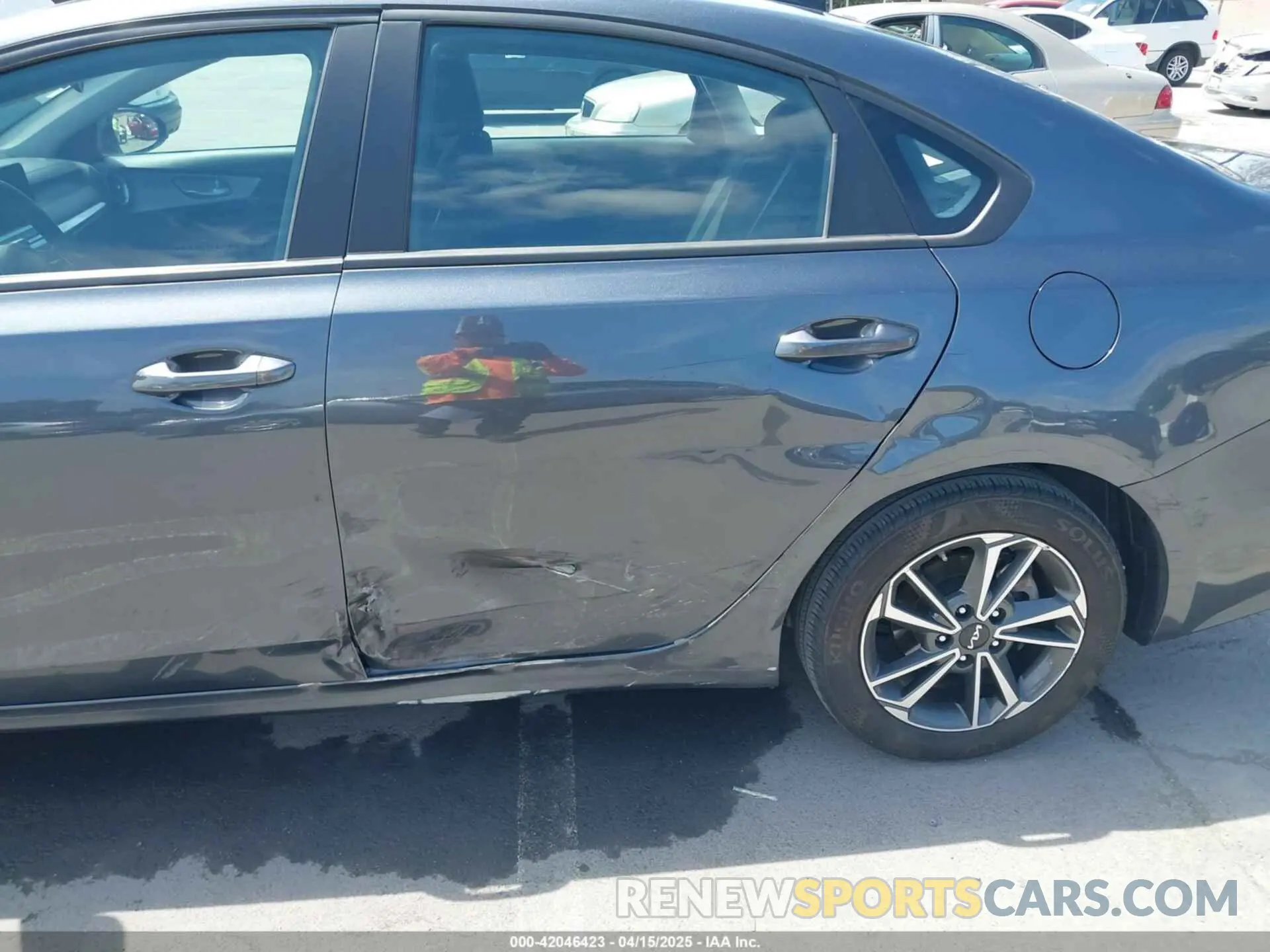 6 Photograph of a damaged car 3KPF24AD7PE634209 KIA FORTE 2023