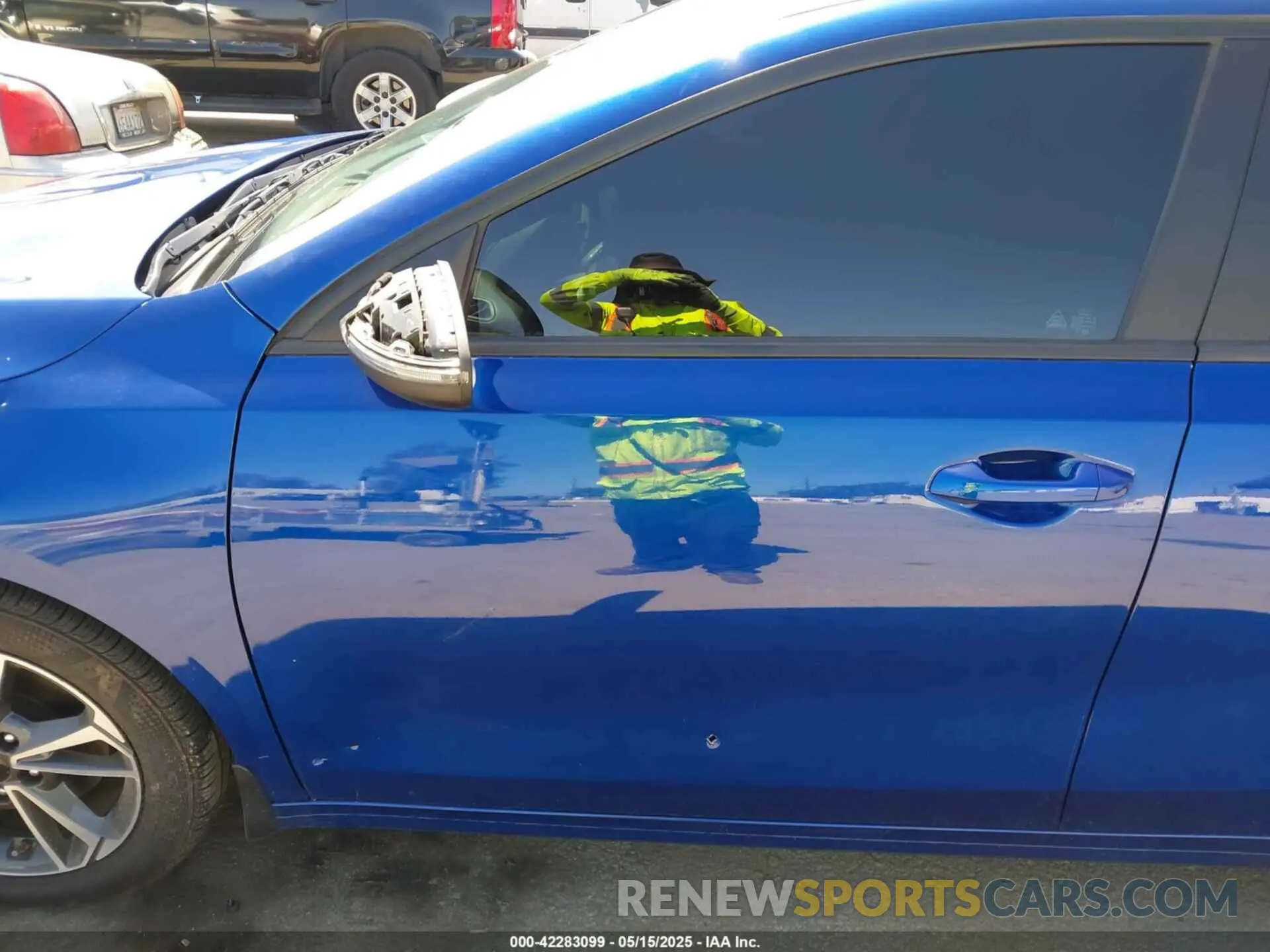 17 Photograph of a damaged car 3KPF24AD7PE670014 KIA FORTE 2023
