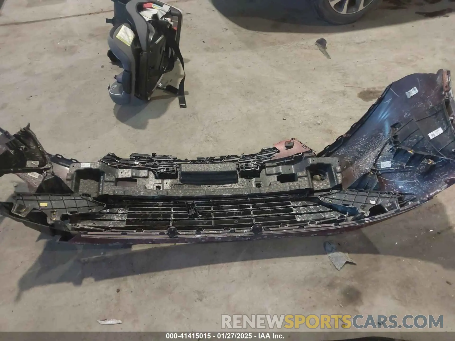 12 Photograph of a damaged car 3KPF24AD7PE679358 KIA FORTE 2023