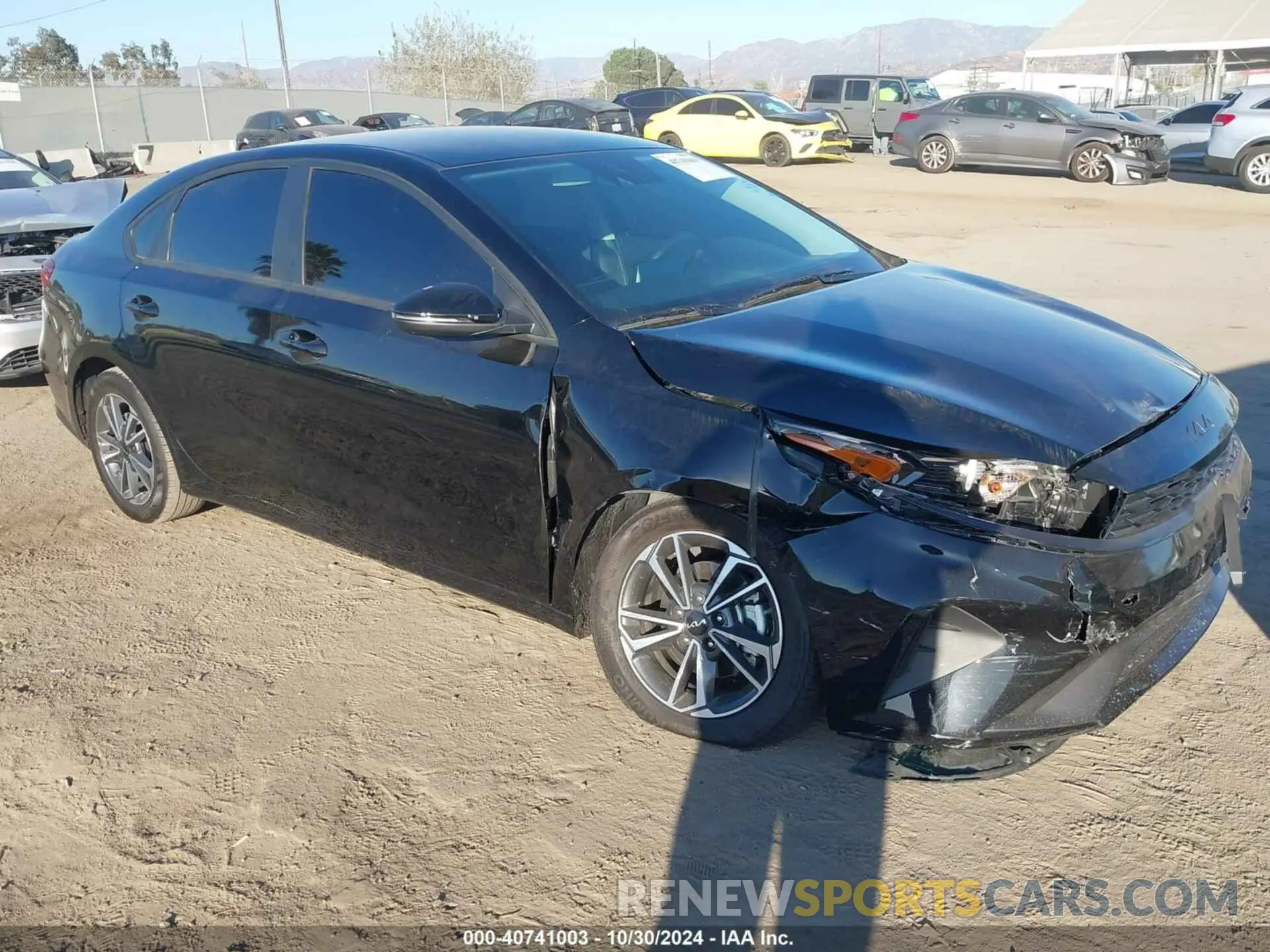 1 Photograph of a damaged car 3KPF24AD7PE680915 KIA FORTE 2023