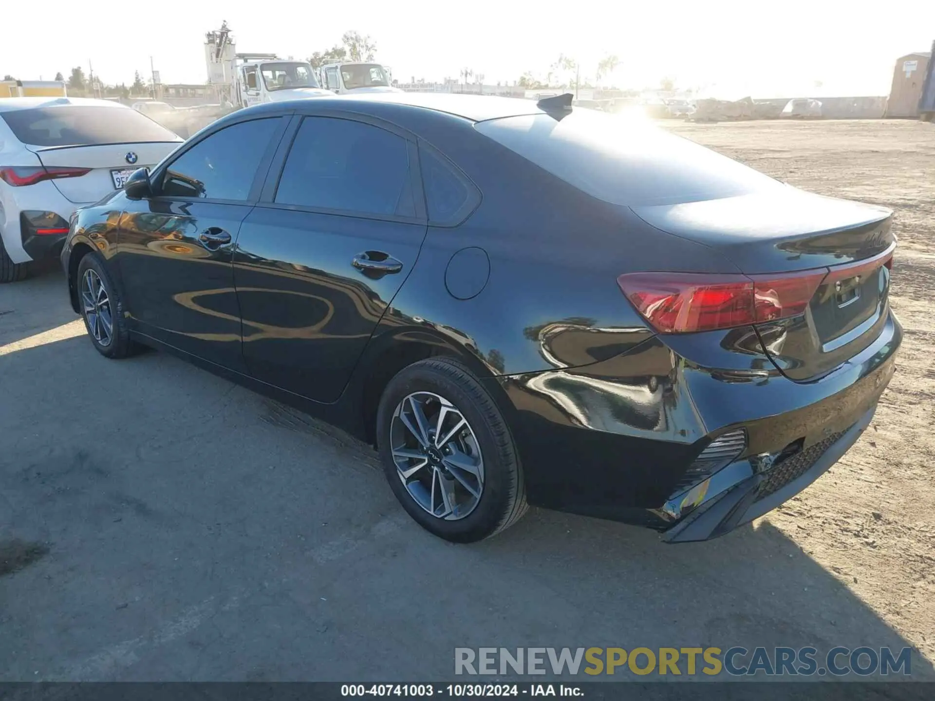 3 Photograph of a damaged car 3KPF24AD7PE680915 KIA FORTE 2023