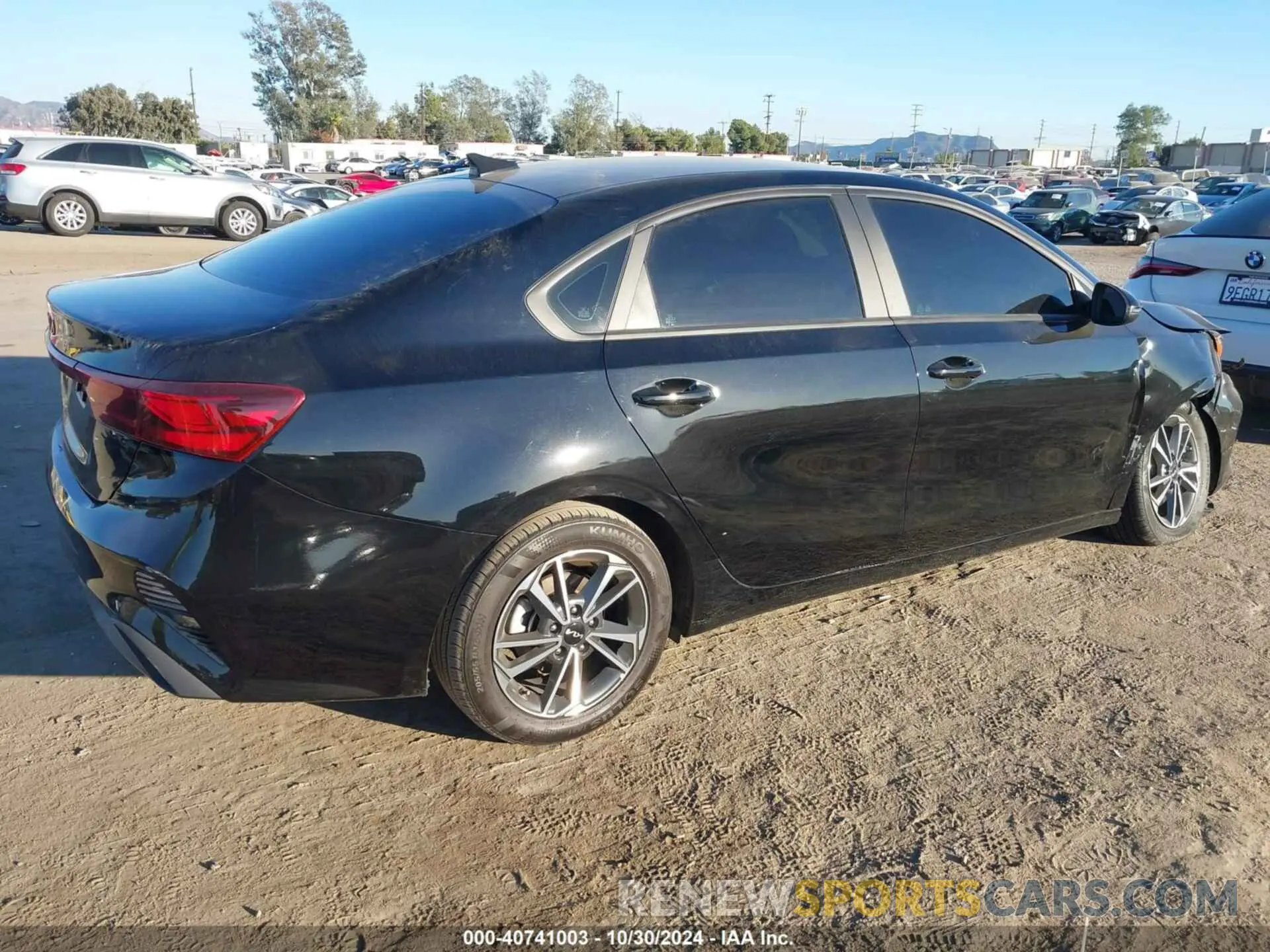 4 Photograph of a damaged car 3KPF24AD7PE680915 KIA FORTE 2023