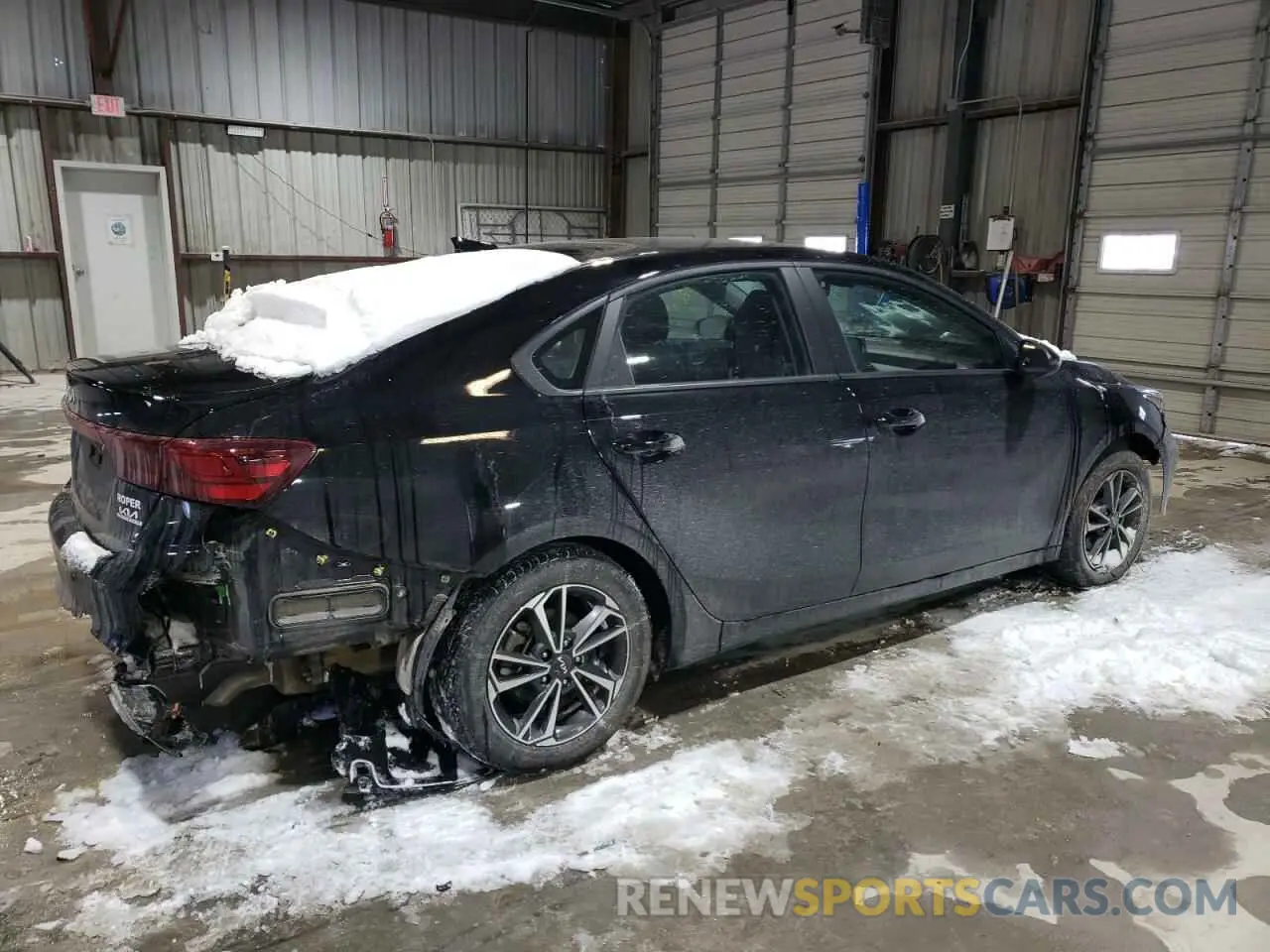 3 Photograph of a damaged car 3KPF24AD7PE683359 KIA FORTE 2023