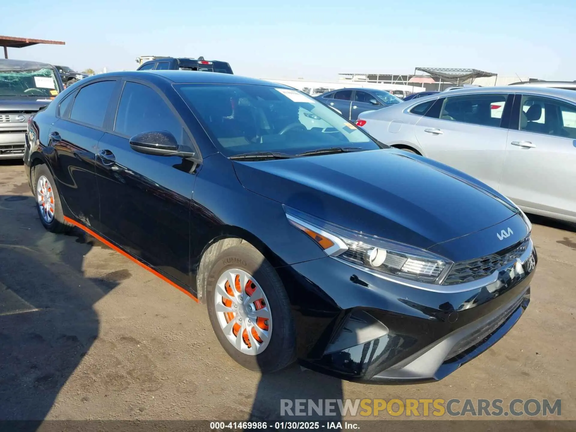 1 Photograph of a damaged car 3KPF24AD7PE684267 KIA FORTE 2023