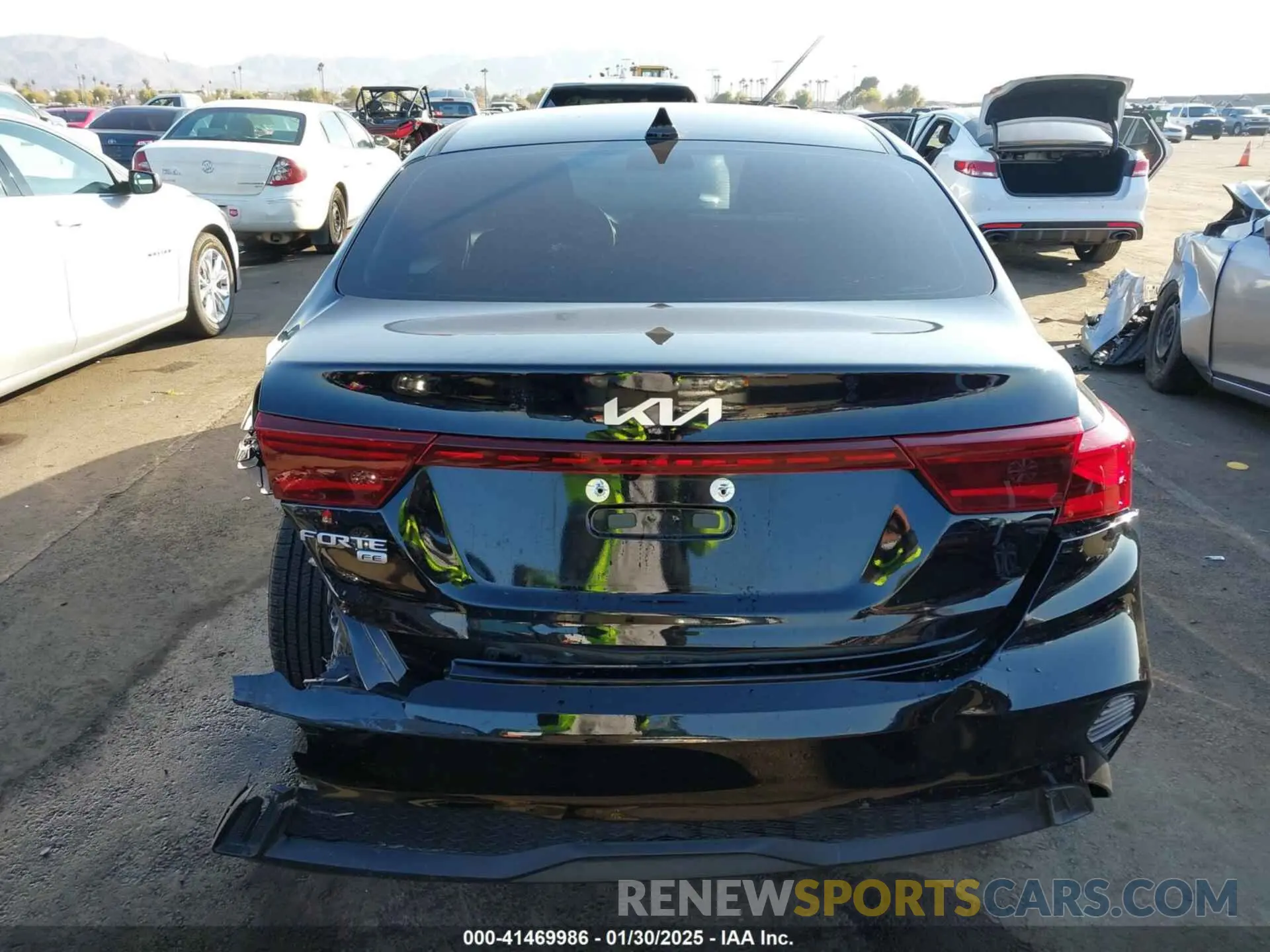16 Photograph of a damaged car 3KPF24AD7PE684267 KIA FORTE 2023