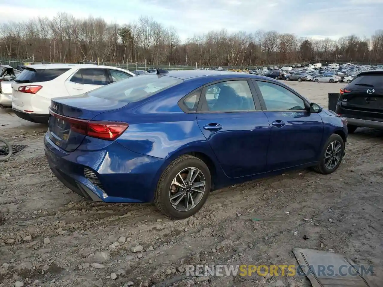 3 Photograph of a damaged car 3KPF24AD7PE685452 KIA FORTE 2023