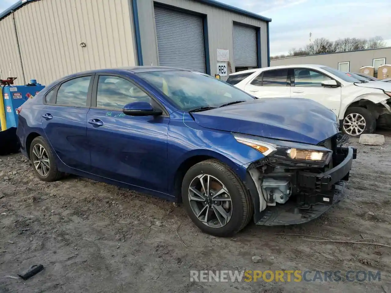 4 Photograph of a damaged car 3KPF24AD7PE685452 KIA FORTE 2023