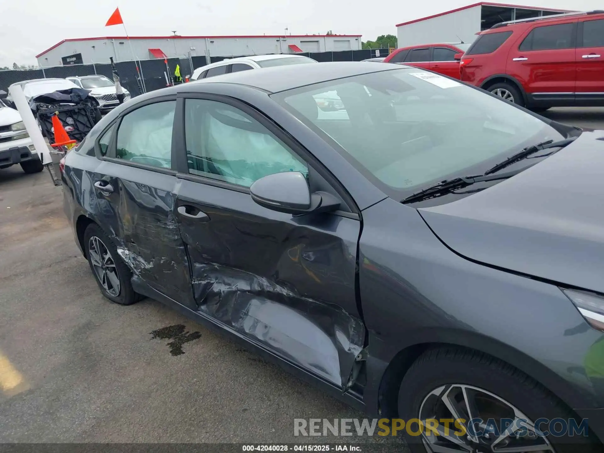 6 Photograph of a damaged car 3KPF24AD7PE690487 KIA FORTE 2023