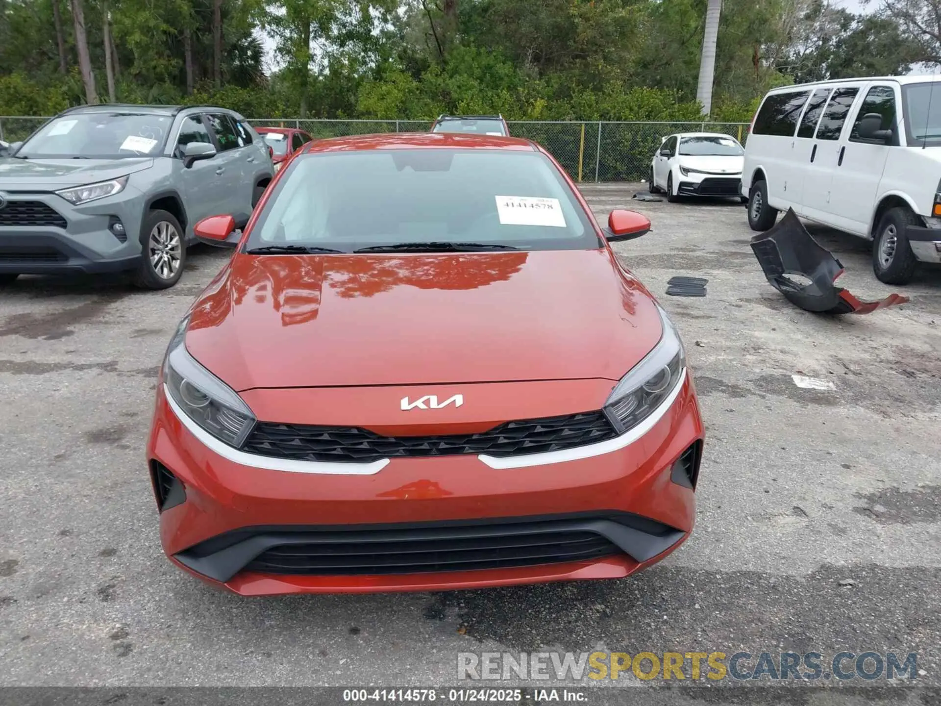 12 Photograph of a damaged car 3KPF24AD8PE524236 KIA FORTE 2023