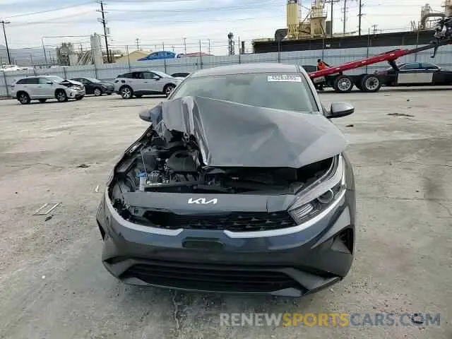 10 Photograph of a damaged car 3KPF24AD8PE550657 KIA FORTE 2023