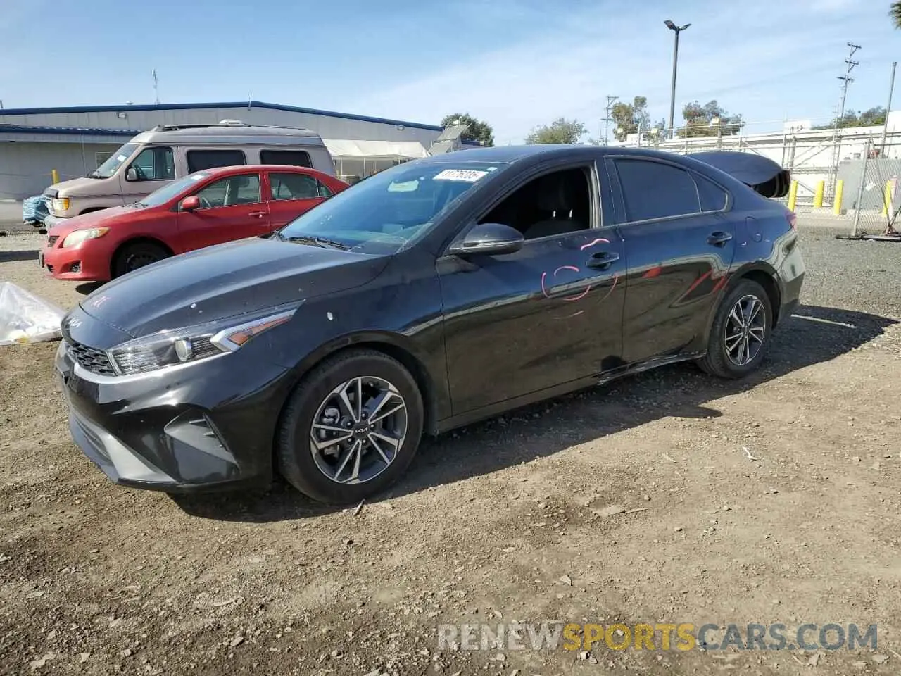 1 Photograph of a damaged car 3KPF24AD8PE556393 KIA FORTE 2023
