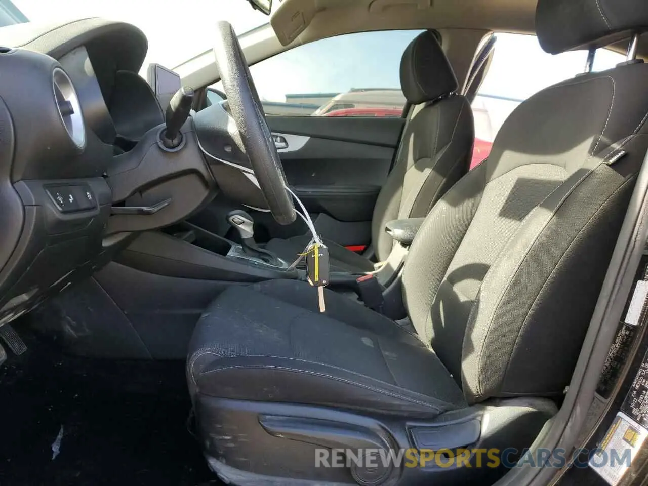 7 Photograph of a damaged car 3KPF24AD8PE556393 KIA FORTE 2023