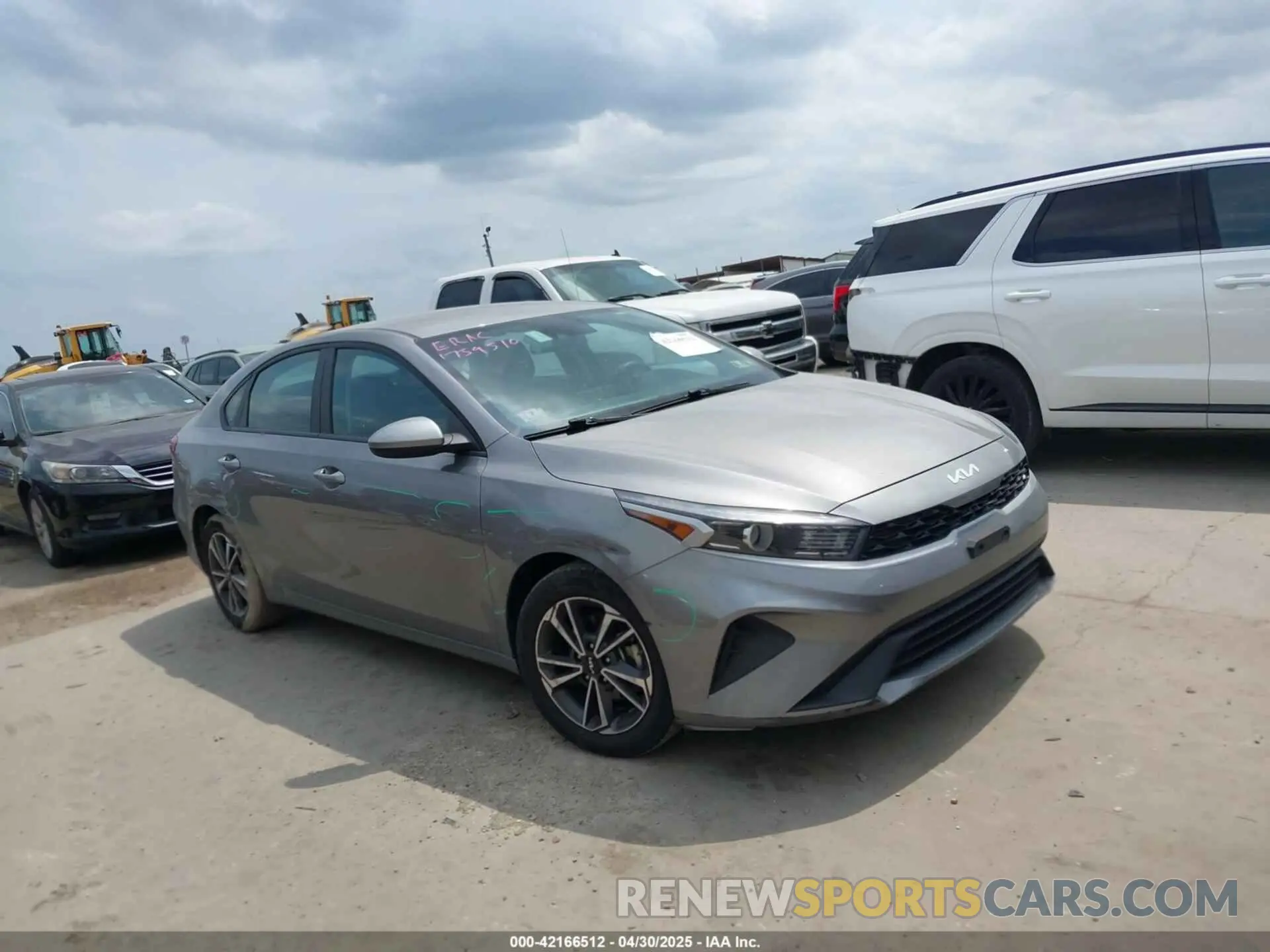 13 Photograph of a damaged car 3KPF24AD8PE558631 KIA FORTE 2023