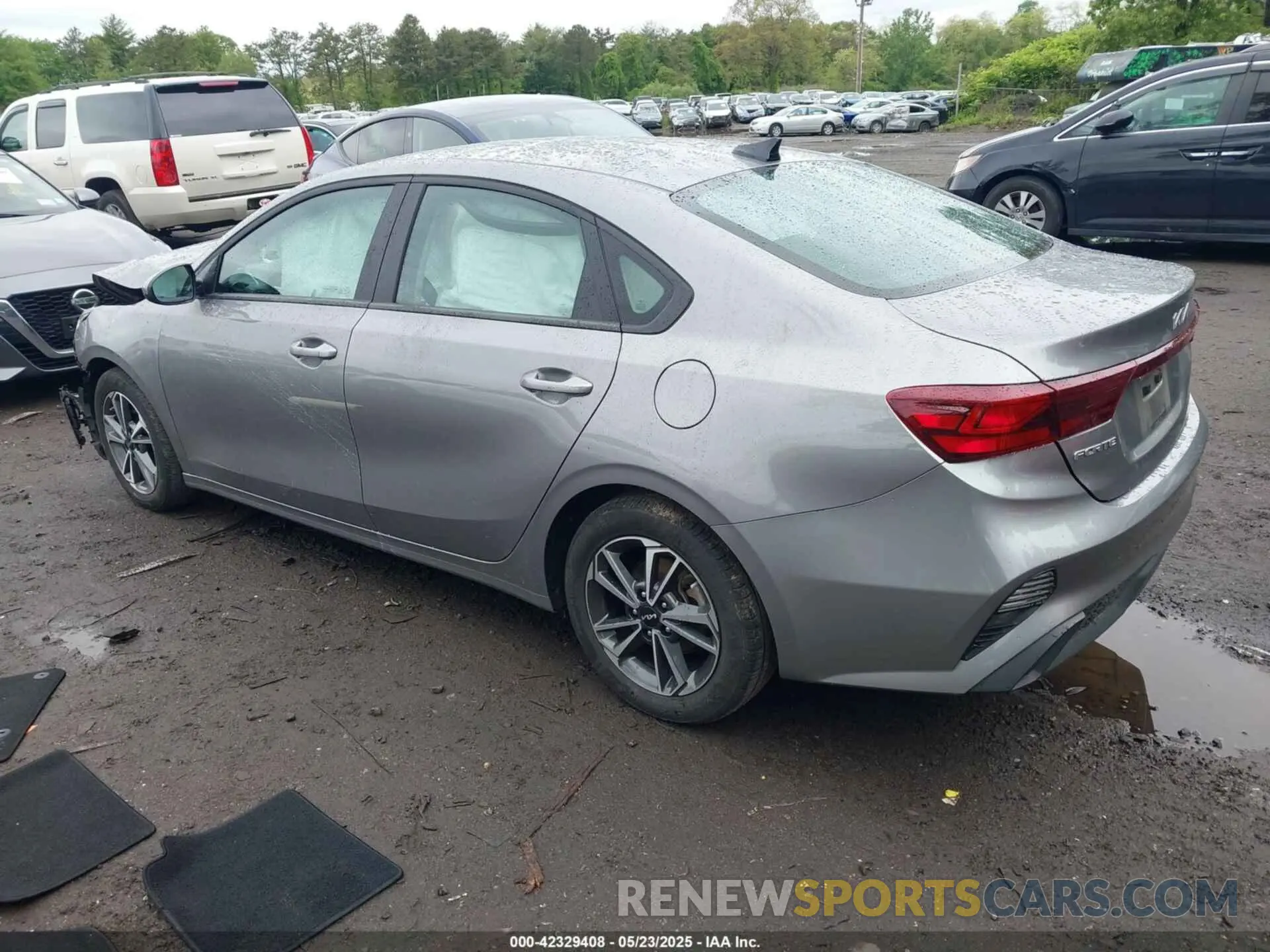 3 Photograph of a damaged car 3KPF24AD8PE558676 KIA FORTE 2023