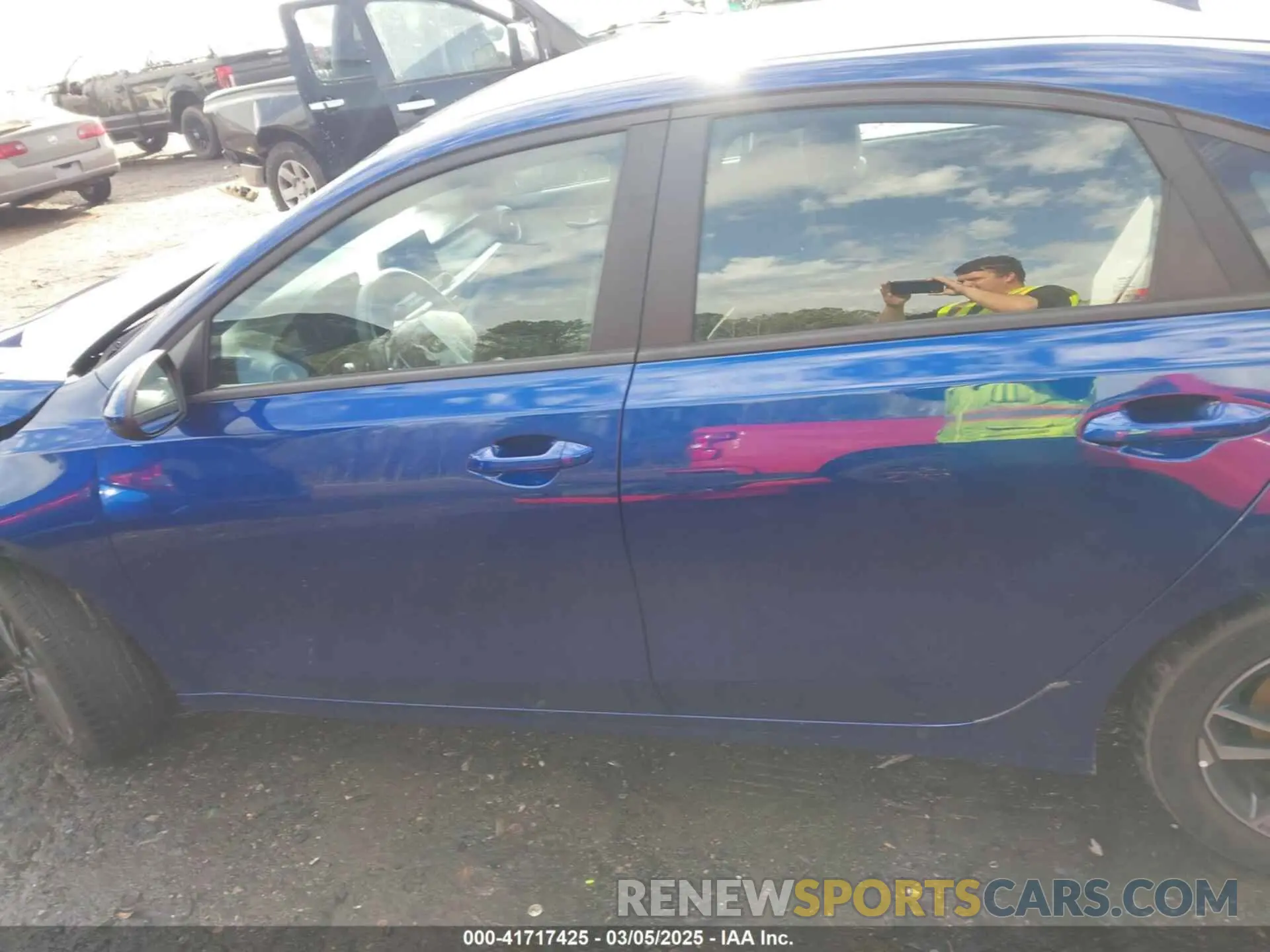 15 Photograph of a damaged car 3KPF24AD8PE579706 KIA FORTE 2023