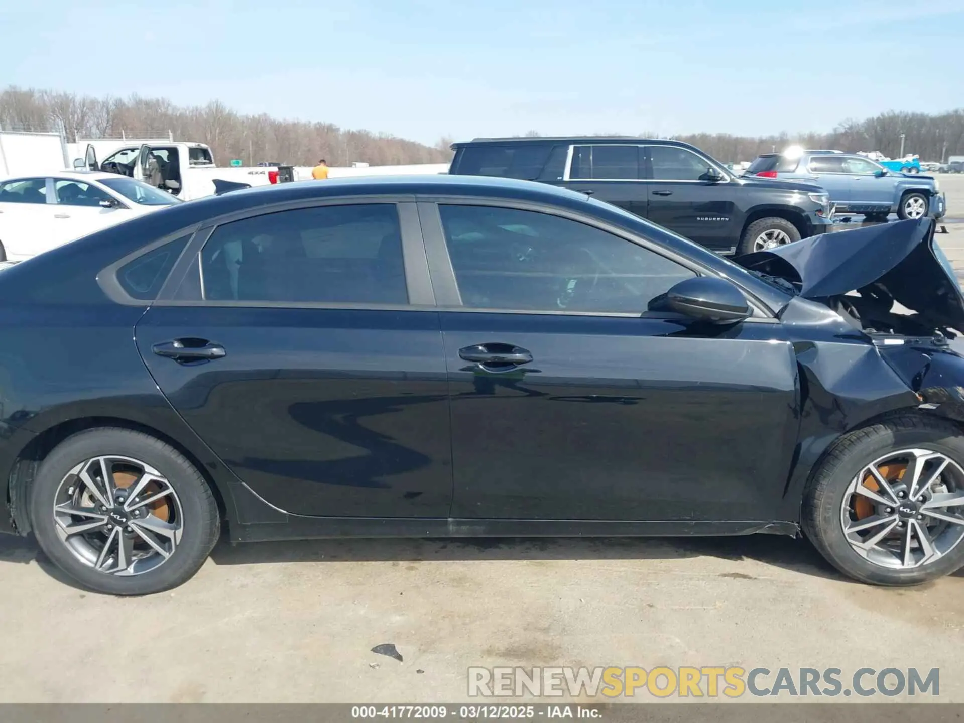 14 Photograph of a damaged car 3KPF24AD8PE588678 KIA FORTE 2023