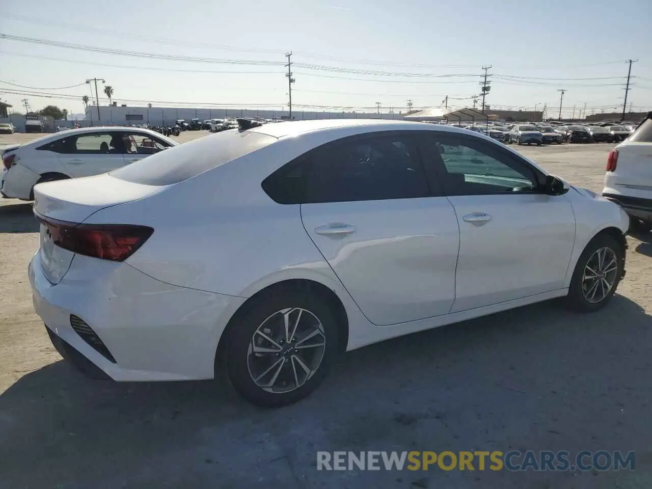 3 Photograph of a damaged car 3KPF24AD8PE609318 KIA FORTE 2023