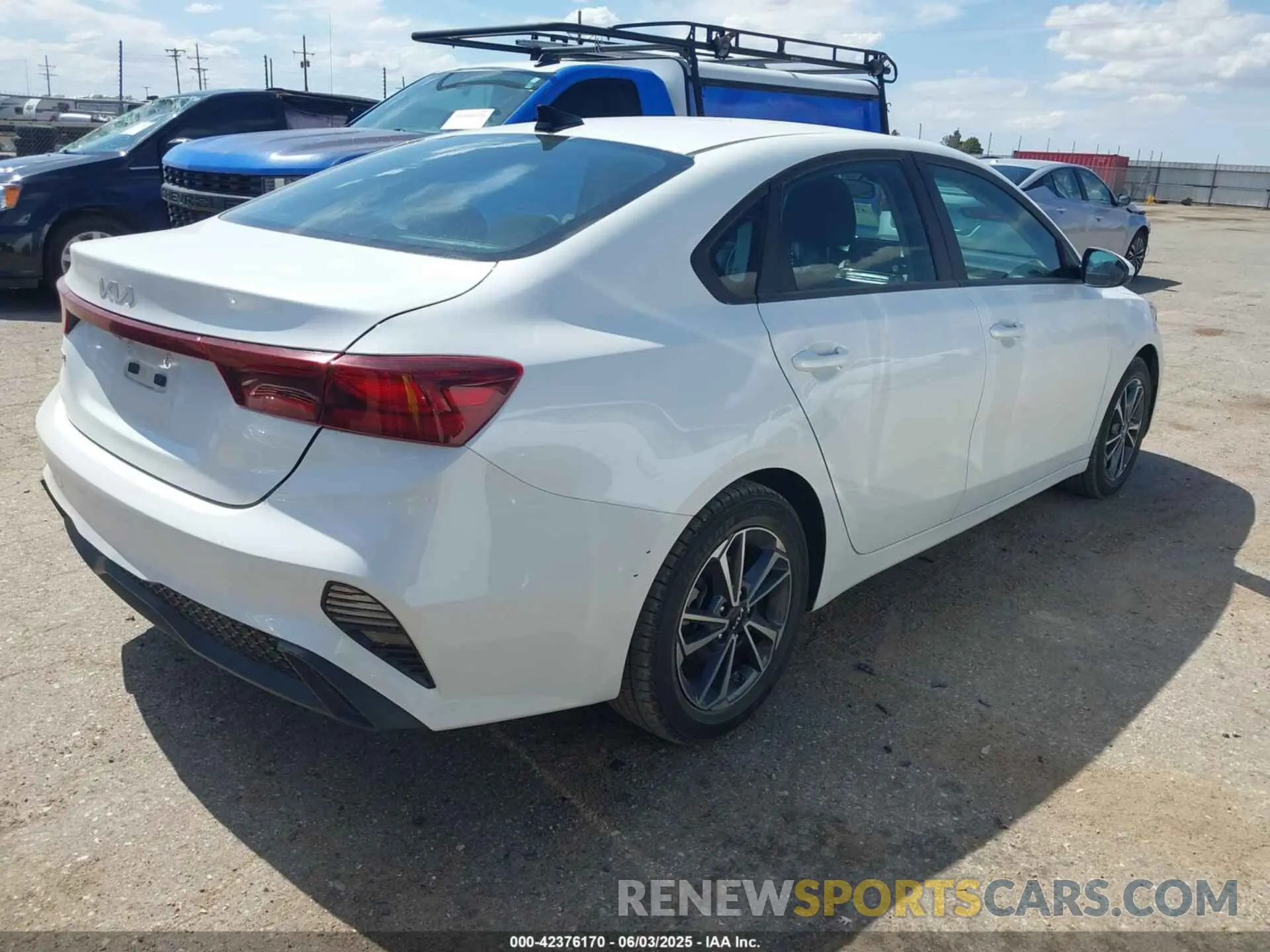 4 Photograph of a damaged car 3KPF24AD8PE624501 KIA FORTE 2023