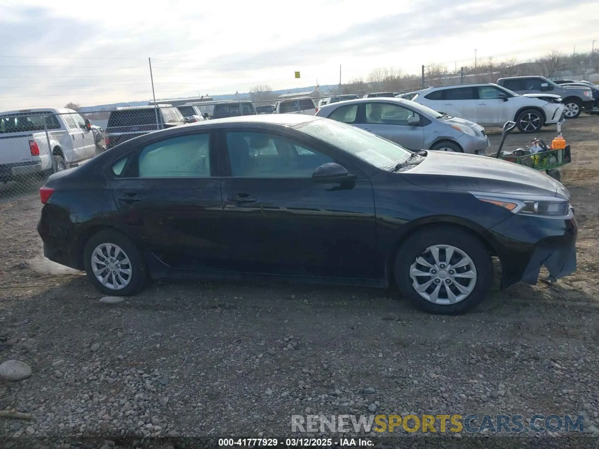 13 Photograph of a damaged car 3KPF24AD8PE645736 KIA FORTE 2023