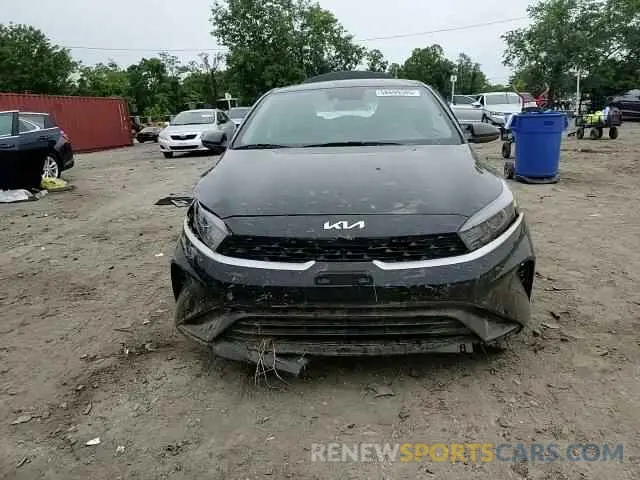 13 Photograph of a damaged car 3KPF24AD8PE646983 KIA FORTE 2023