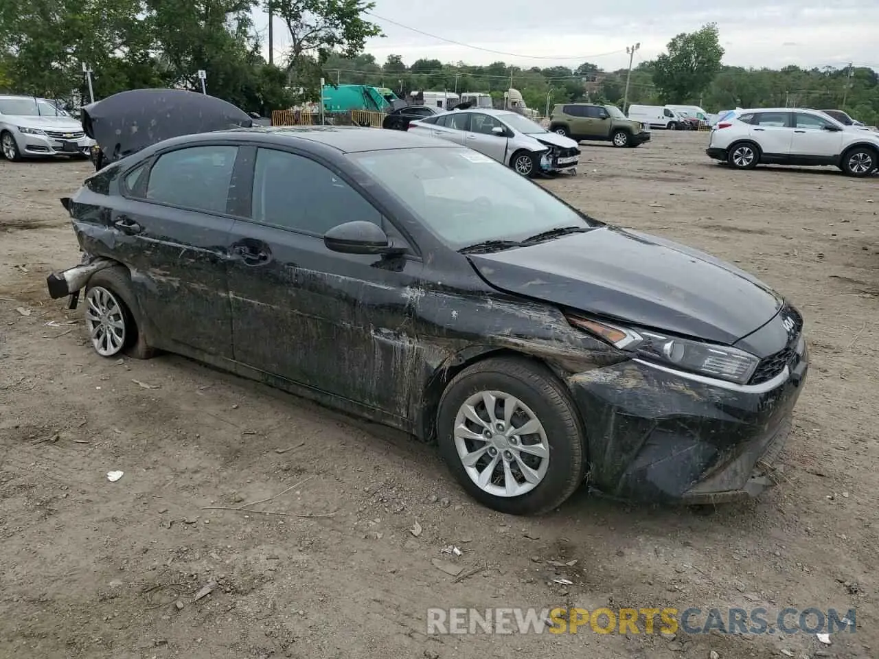 4 Photograph of a damaged car 3KPF24AD8PE646983 KIA FORTE 2023