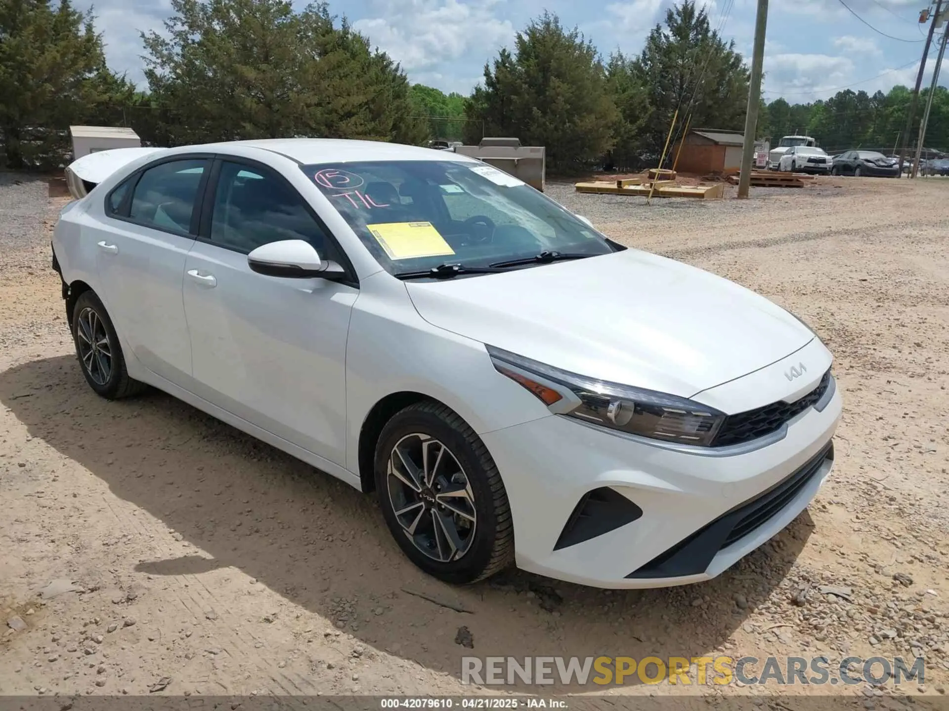 1 Photograph of a damaged car 3KPF24AD8PE660592 KIA FORTE 2023