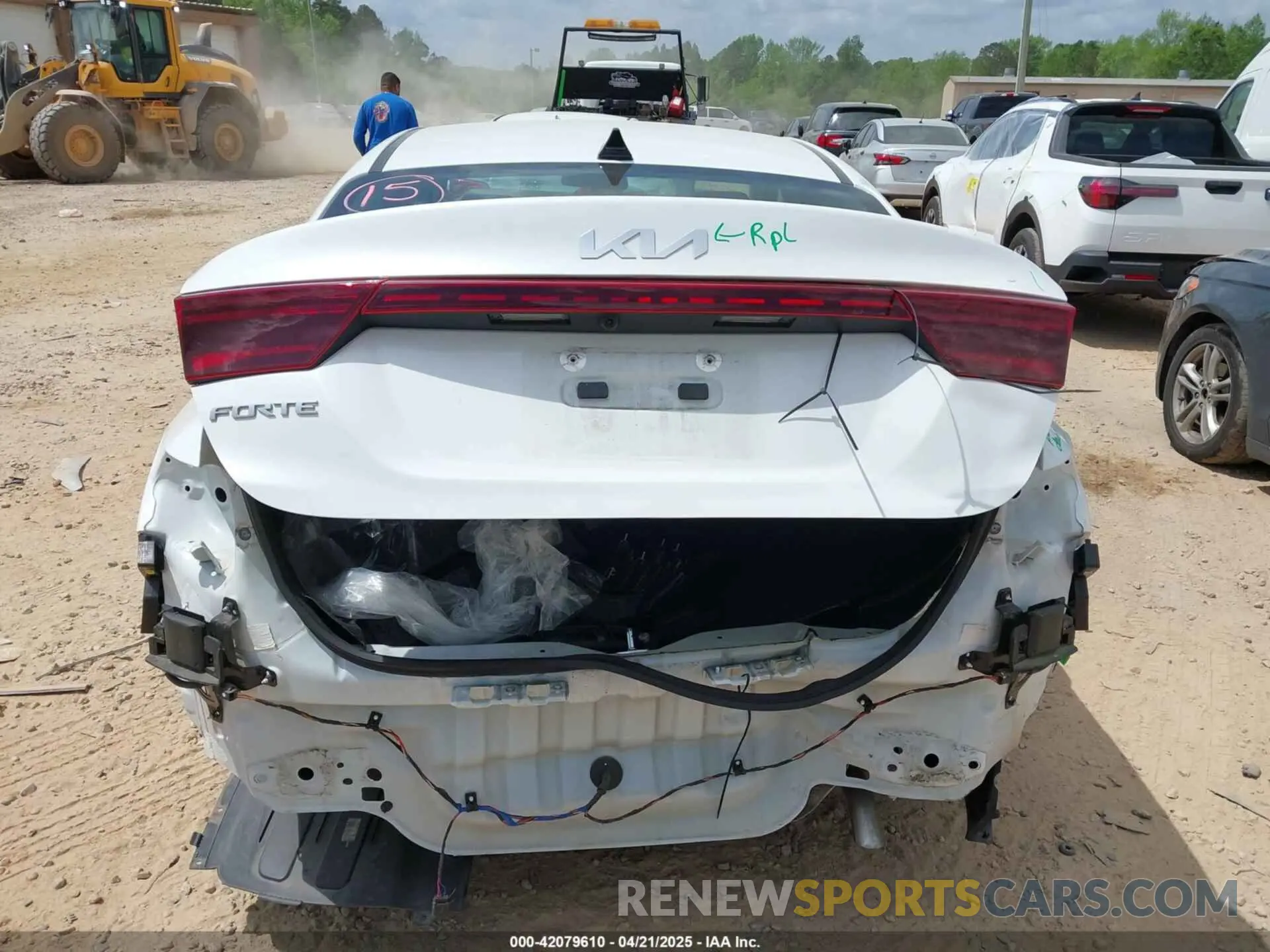 16 Photograph of a damaged car 3KPF24AD8PE660592 KIA FORTE 2023