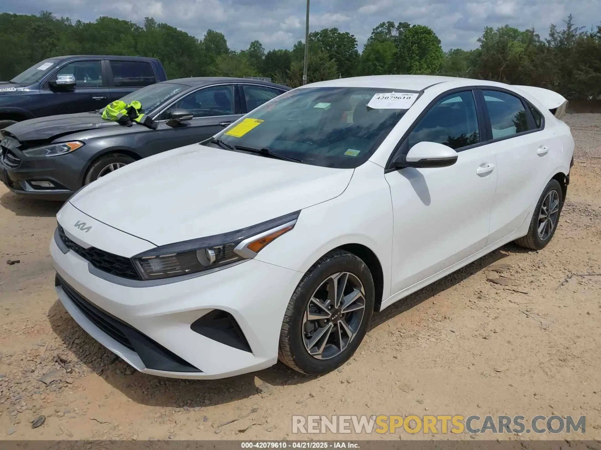 2 Photograph of a damaged car 3KPF24AD8PE660592 KIA FORTE 2023