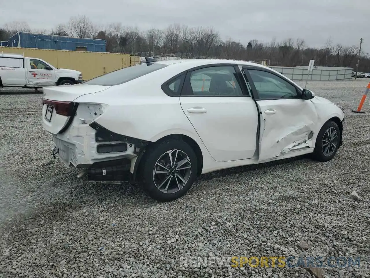 3 Photograph of a damaged car 3KPF24AD8PE670474 KIA FORTE 2023