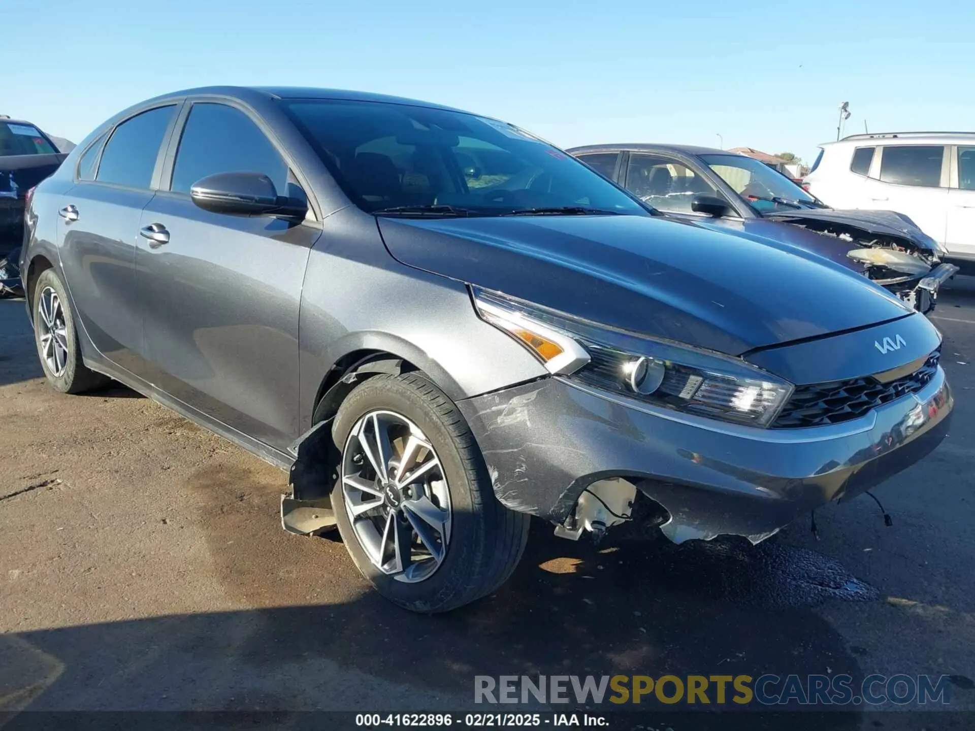 1 Photograph of a damaged car 3KPF24AD8PE681457 KIA FORTE 2023