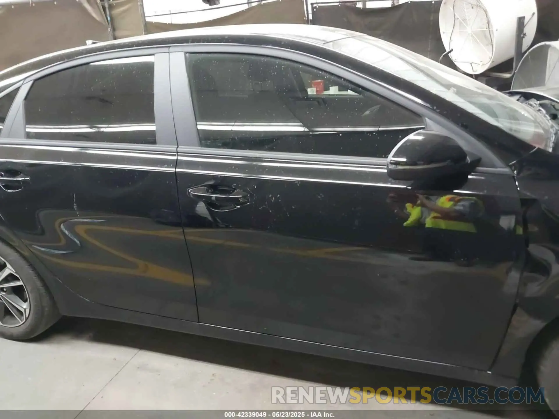 13 Photograph of a damaged car 3KPF24AD8PE682060 KIA FORTE 2023