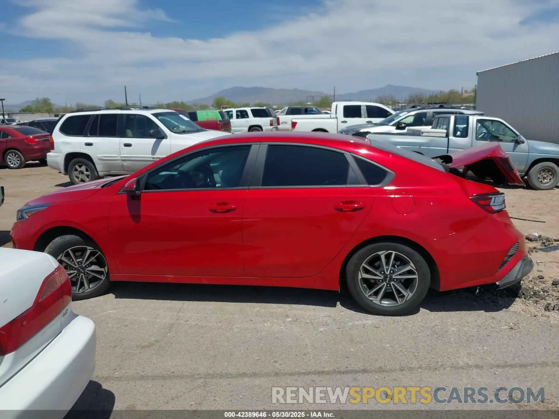 14 Photograph of a damaged car 3KPF24AD8PE683001 KIA FORTE 2023