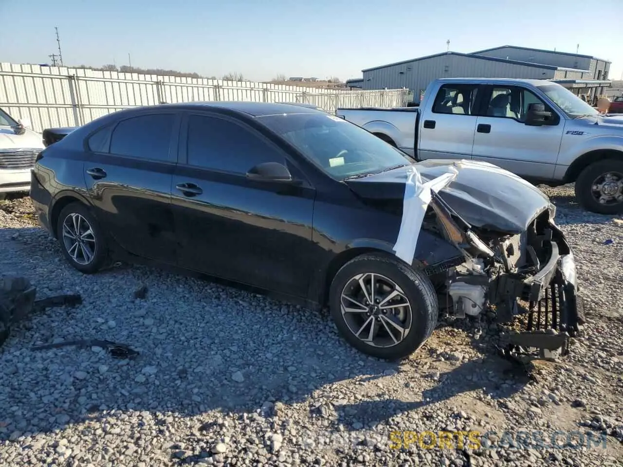 4 Photograph of a damaged car 3KPF24AD9PE519014 KIA FORTE 2023