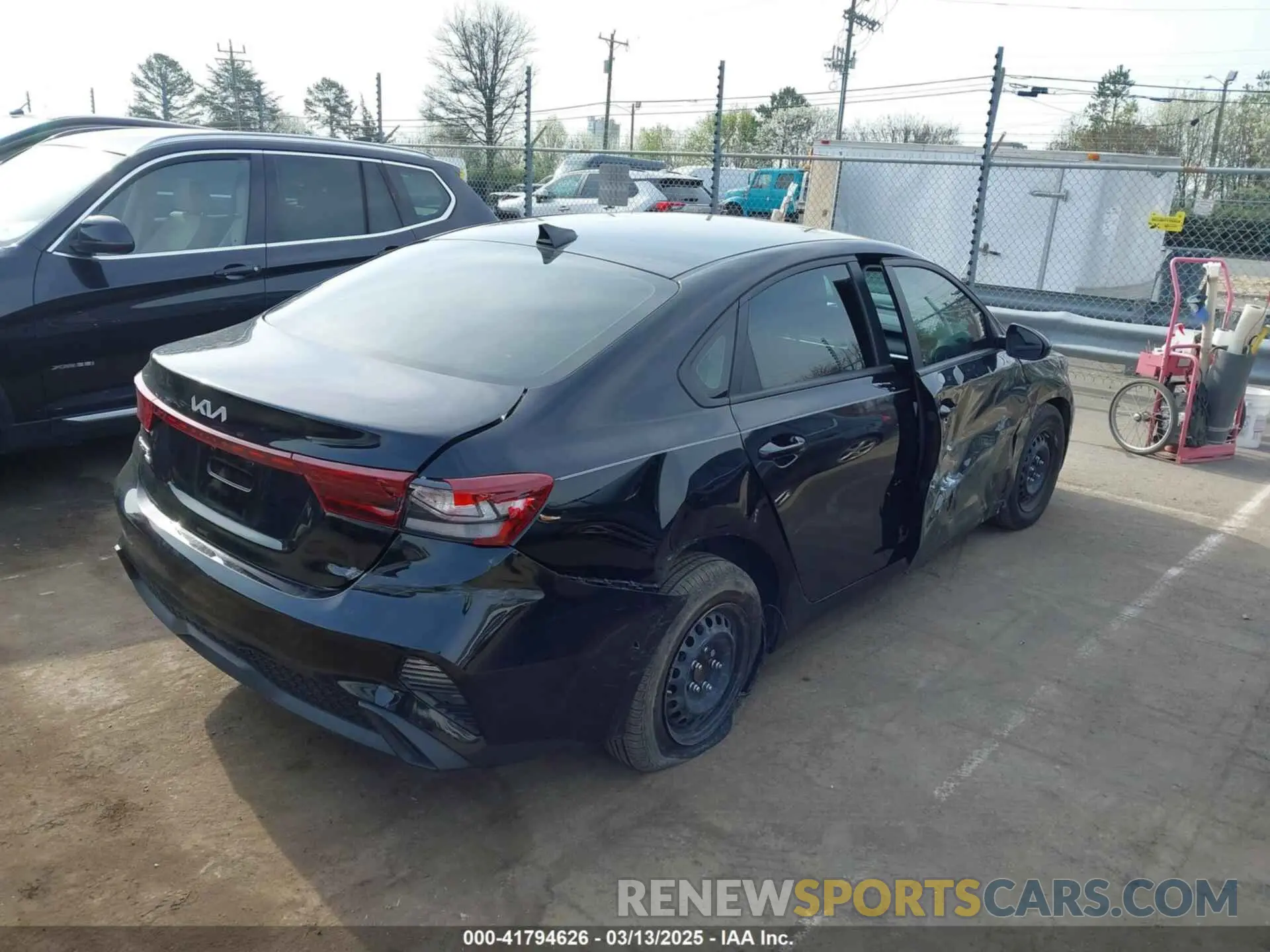 4 Photograph of a damaged car 3KPF24AD9PE551672 KIA FORTE 2023