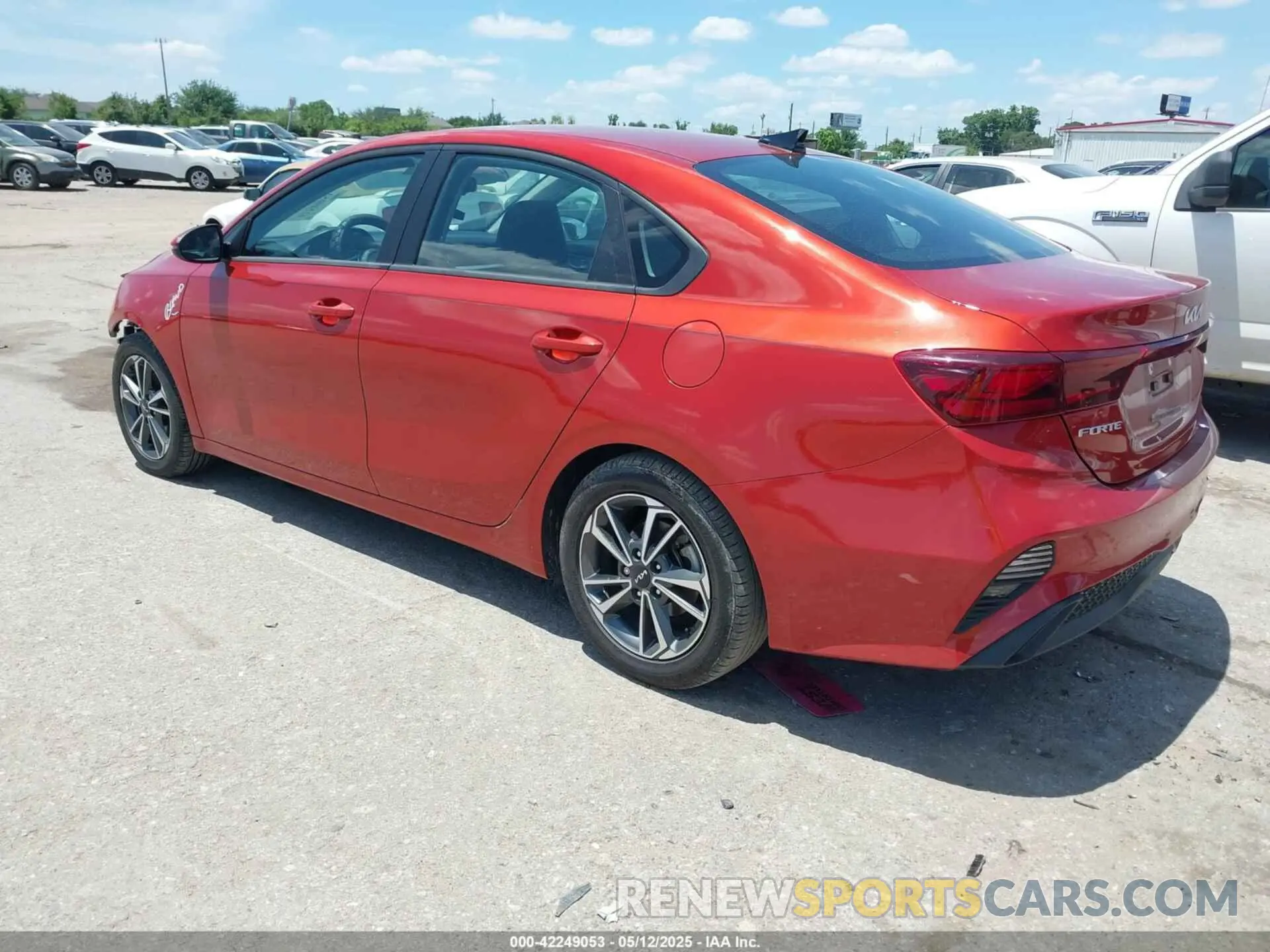 3 Photograph of a damaged car 3KPF24AD9PE557567 KIA FORTE 2023