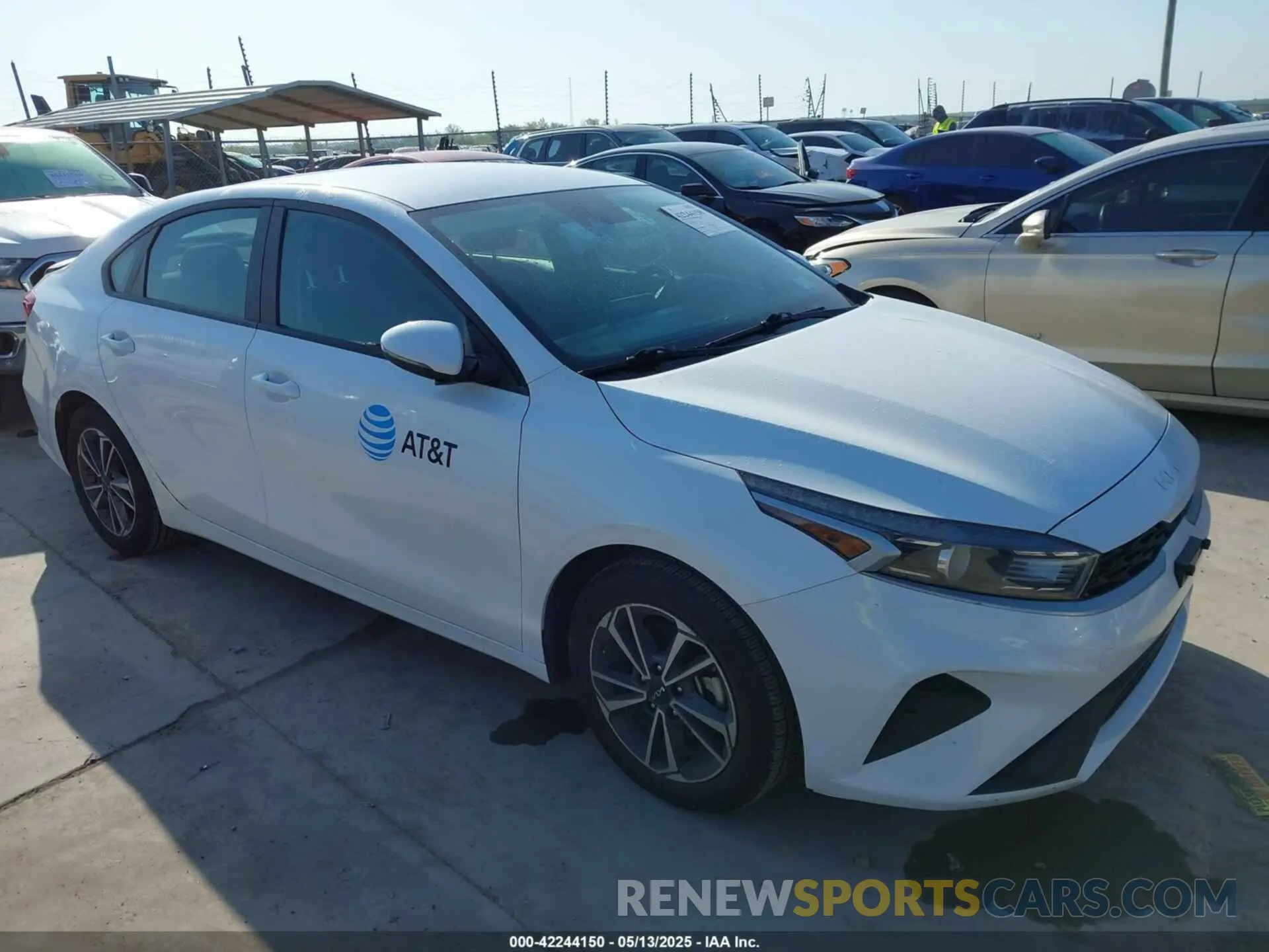 1 Photograph of a damaged car 3KPF24AD9PE559996 KIA FORTE 2023