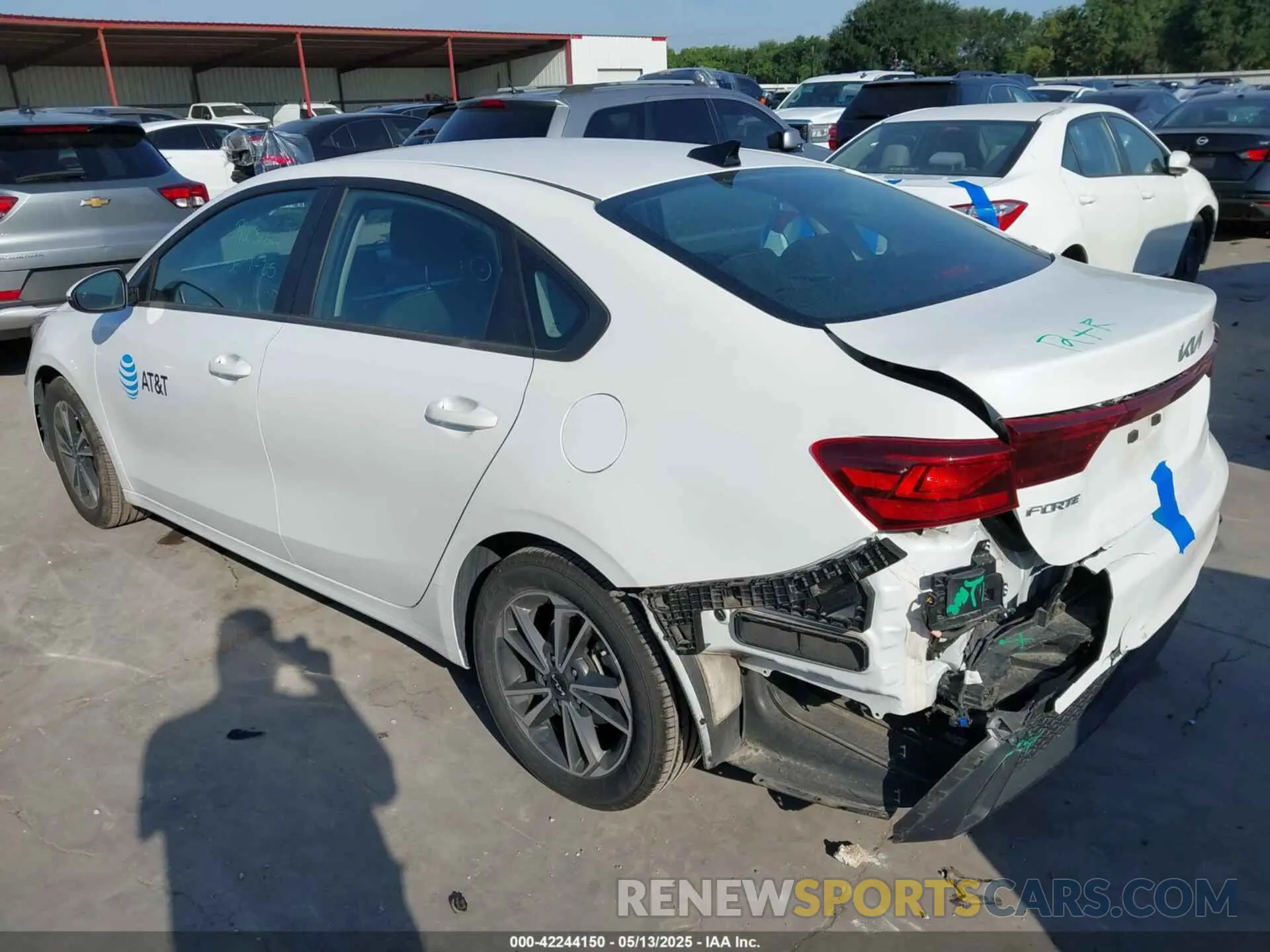 3 Photograph of a damaged car 3KPF24AD9PE559996 KIA FORTE 2023