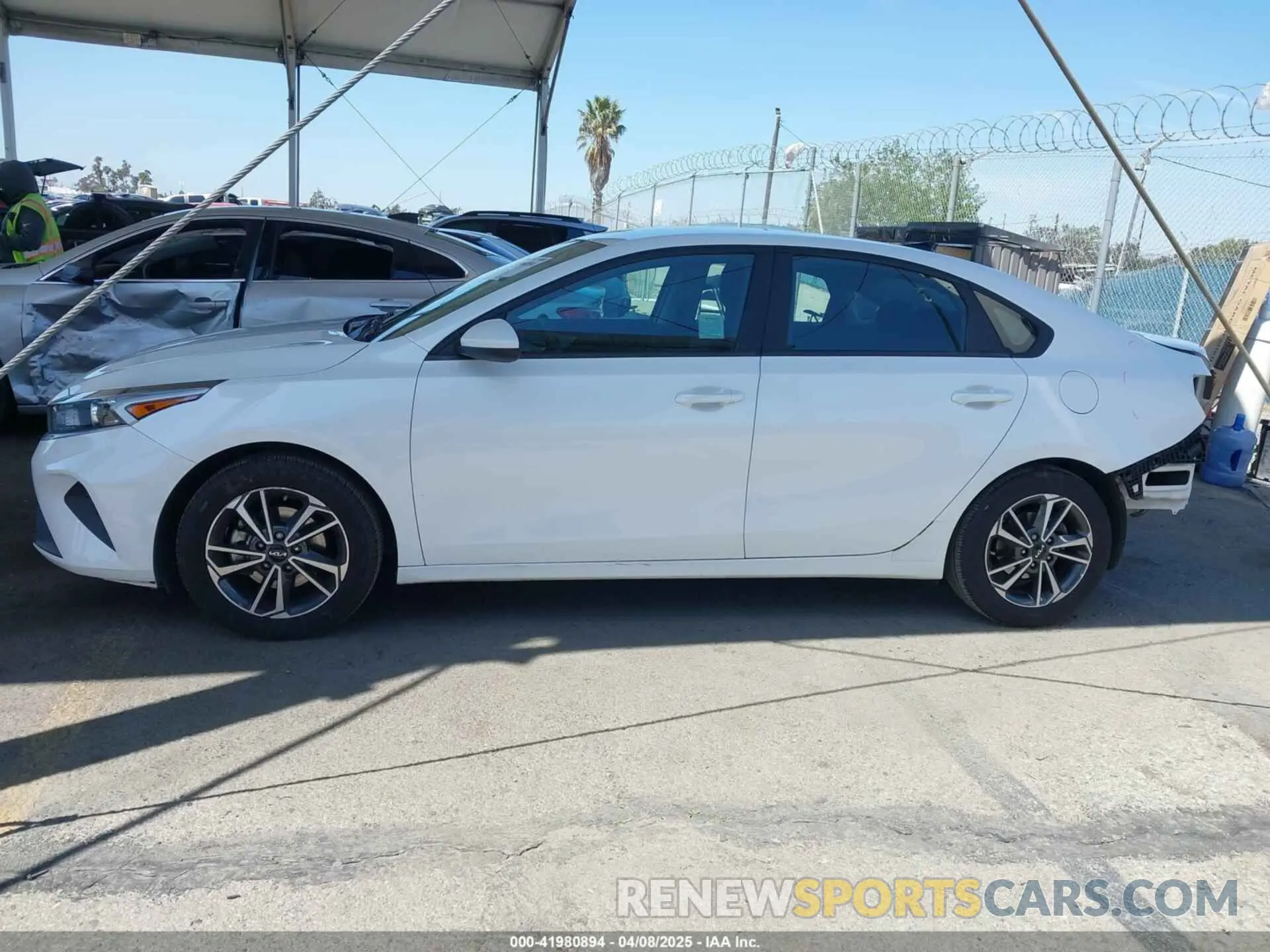 15 Photograph of a damaged car 3KPF24AD9PE578435 KIA FORTE 2023