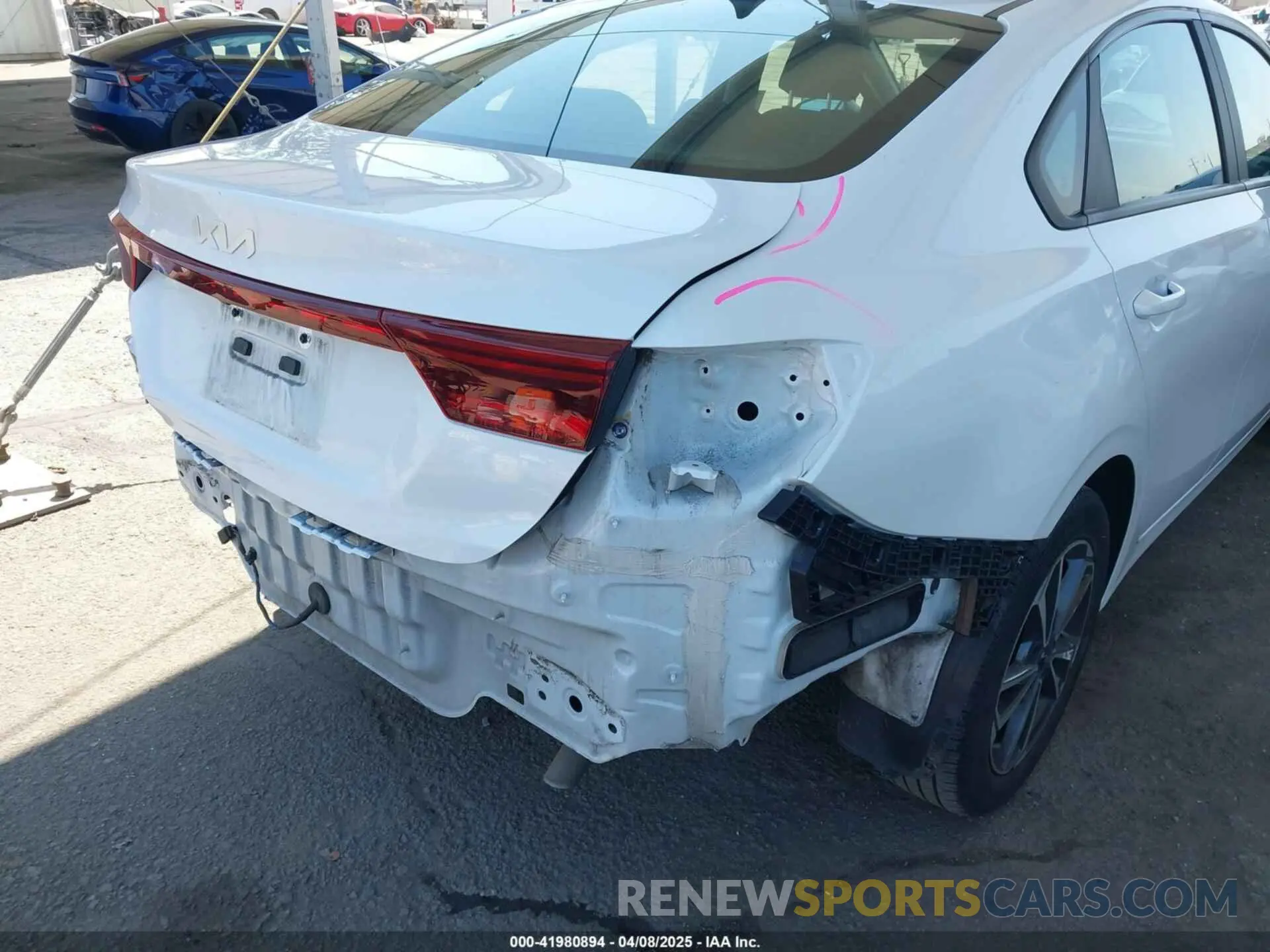 6 Photograph of a damaged car 3KPF24AD9PE578435 KIA FORTE 2023