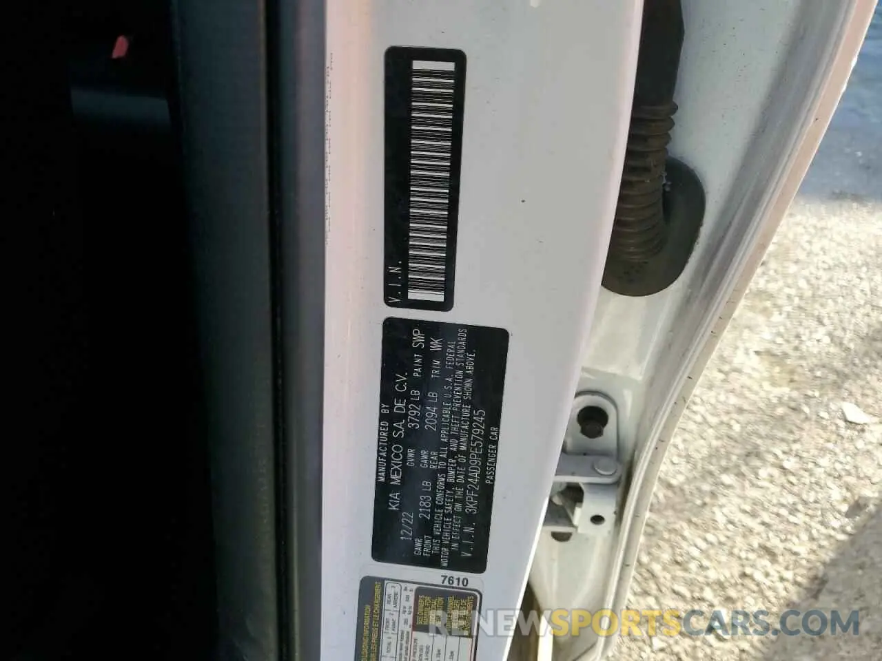 13 Photograph of a damaged car 3KPF24AD9PE579245 KIA FORTE 2023