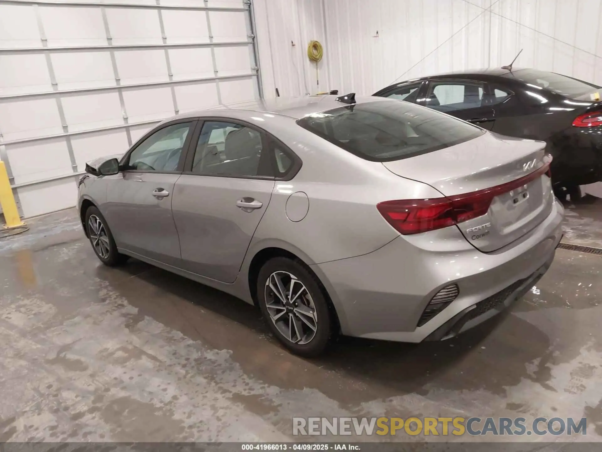 3 Photograph of a damaged car 3KPF24AD9PE599897 KIA FORTE 2023