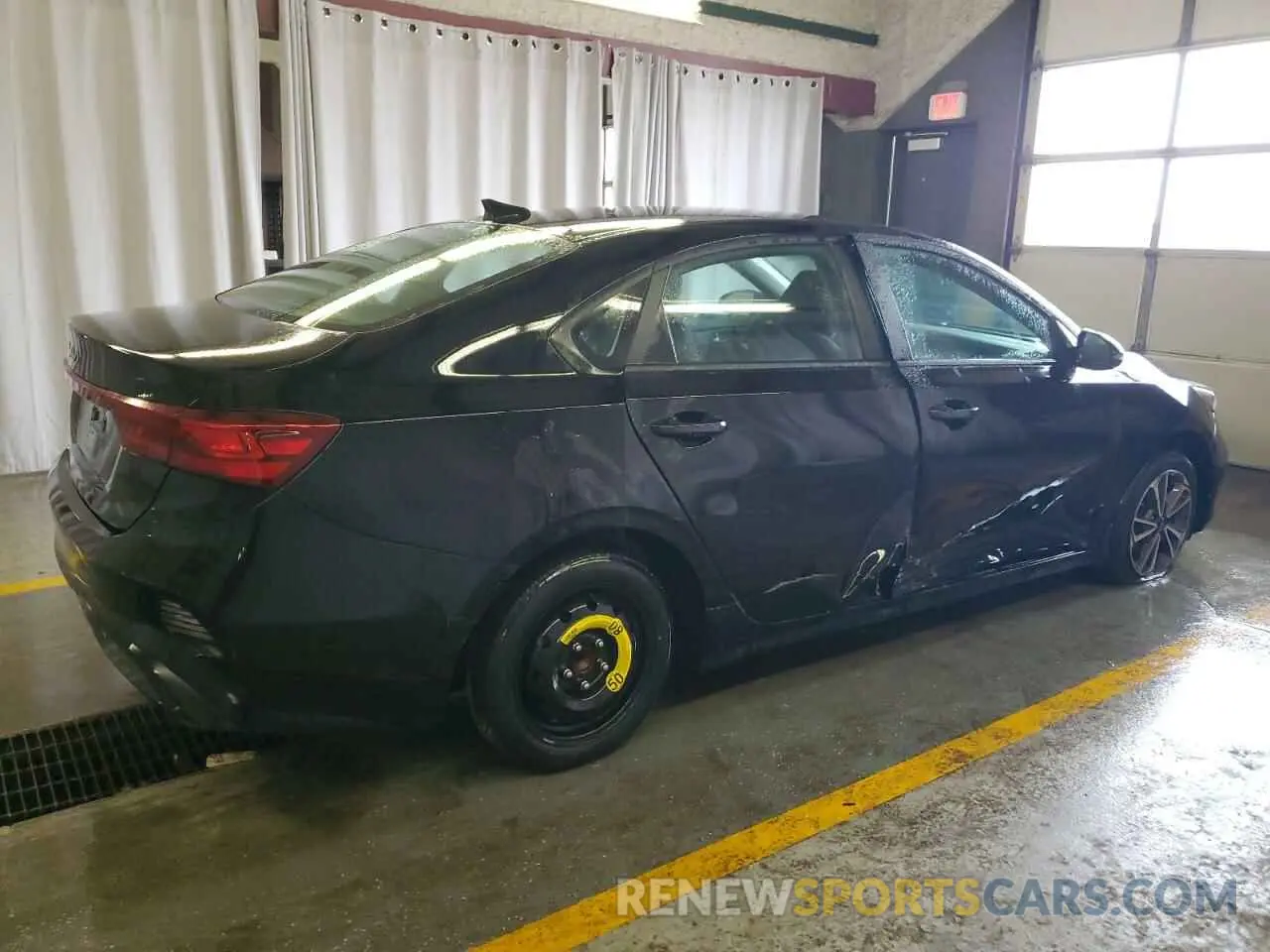 3 Photograph of a damaged car 3KPF24AD9PE608081 KIA FORTE 2023