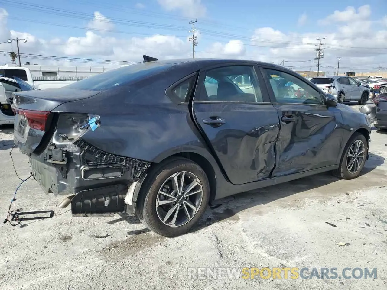 3 Photograph of a damaged car 3KPF24AD9PE610185 KIA FORTE 2023