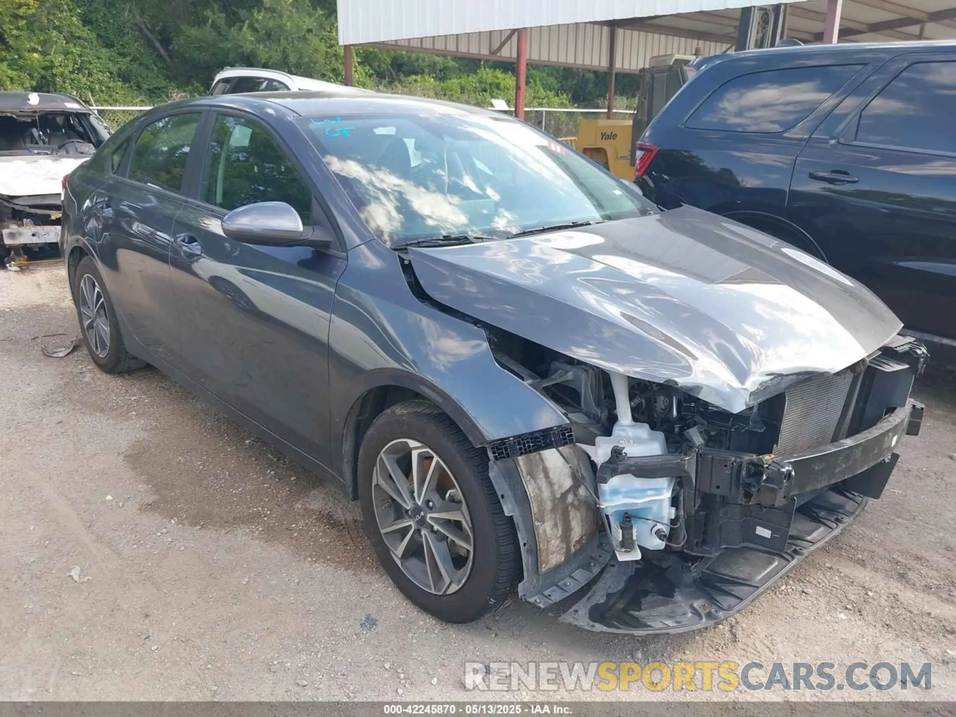 1 Photograph of a damaged car 3KPF24AD9PE617069 KIA FORTE 2023
