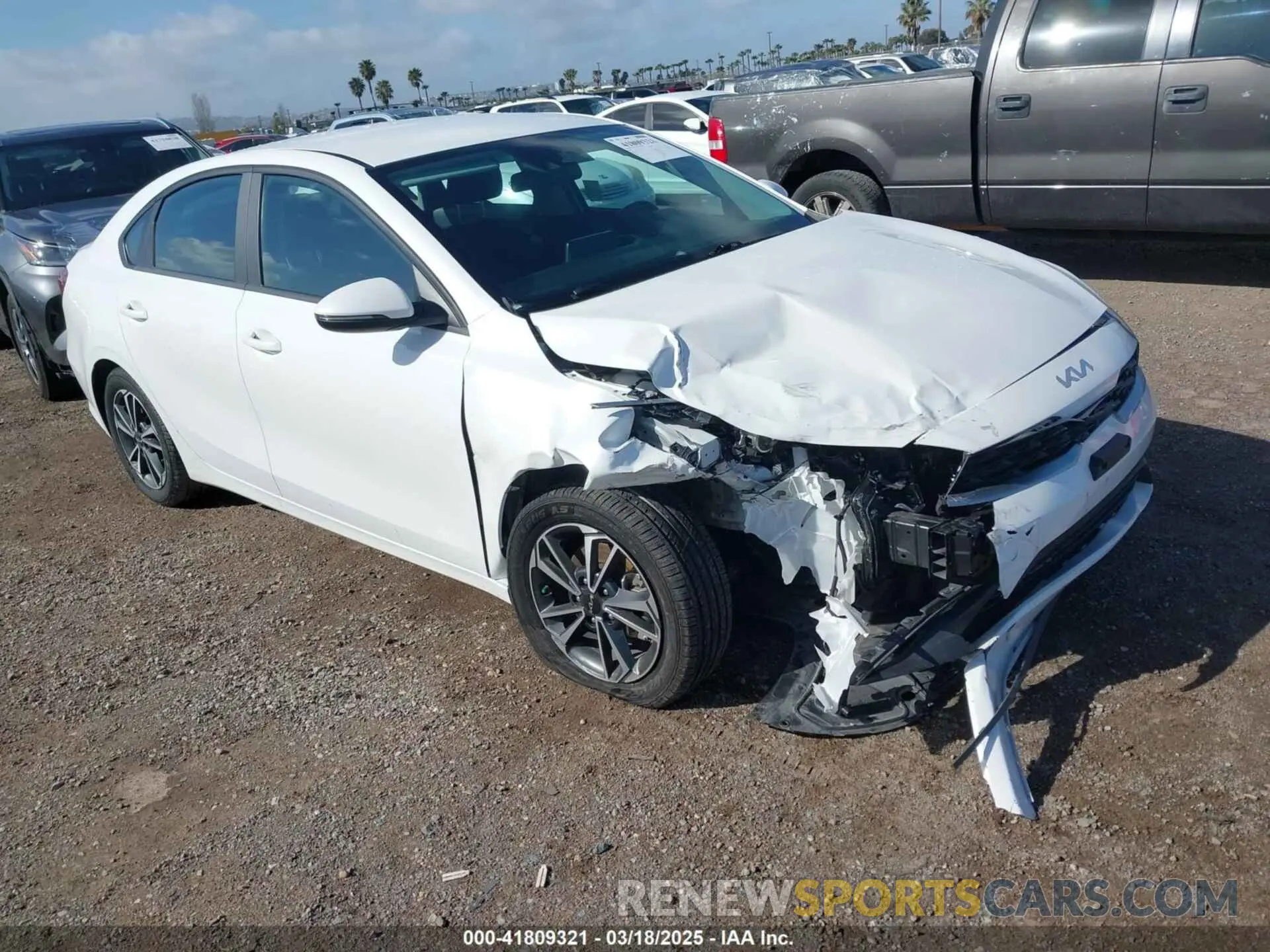1 Photograph of a damaged car 3KPF24AD9PE618769 KIA FORTE 2023