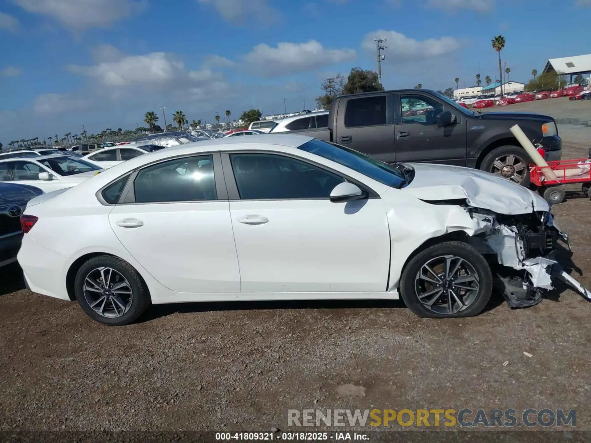 13 Photograph of a damaged car 3KPF24AD9PE618769 KIA FORTE 2023