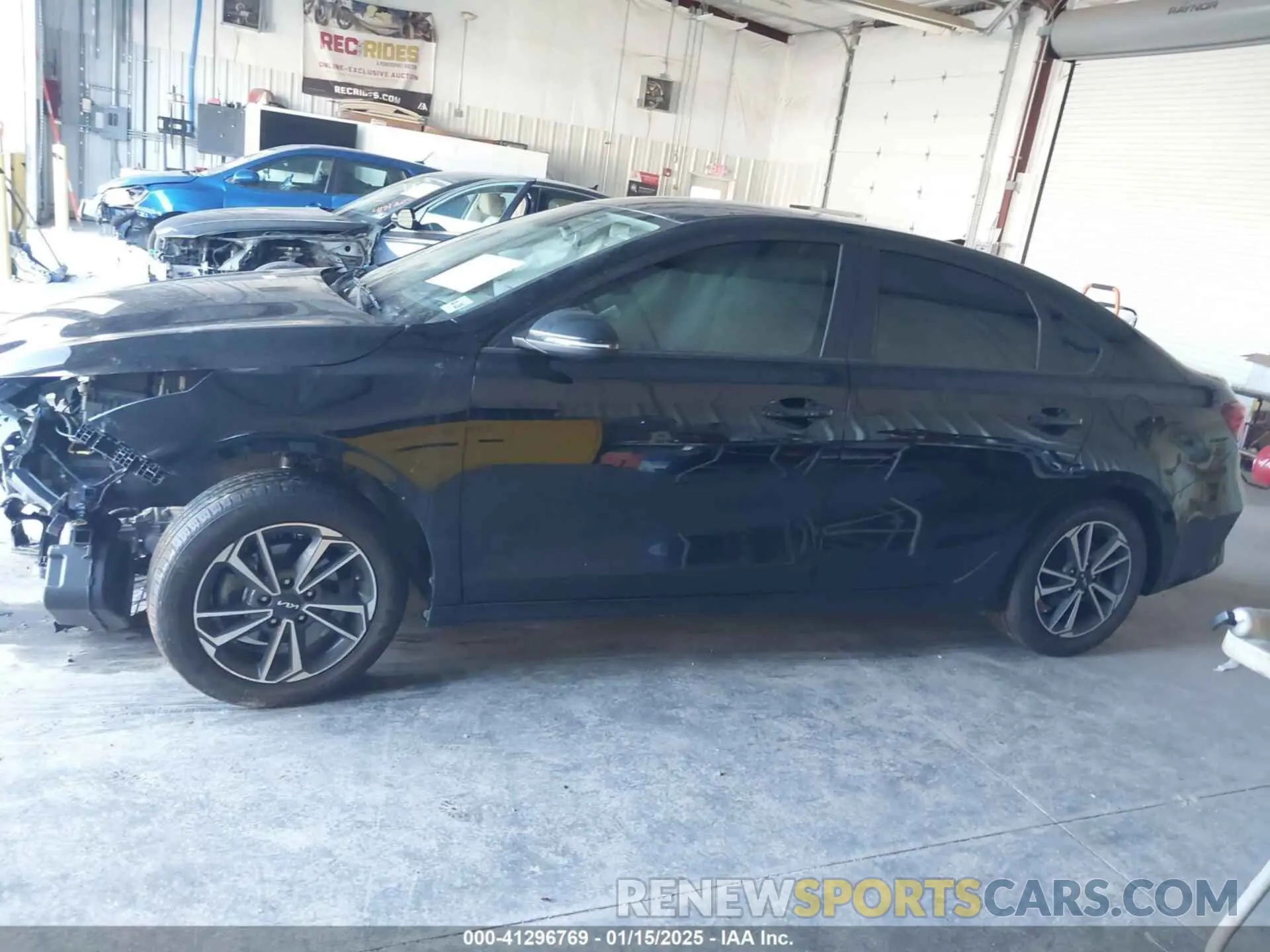 14 Photograph of a damaged car 3KPF24AD9PE618822 KIA FORTE 2023