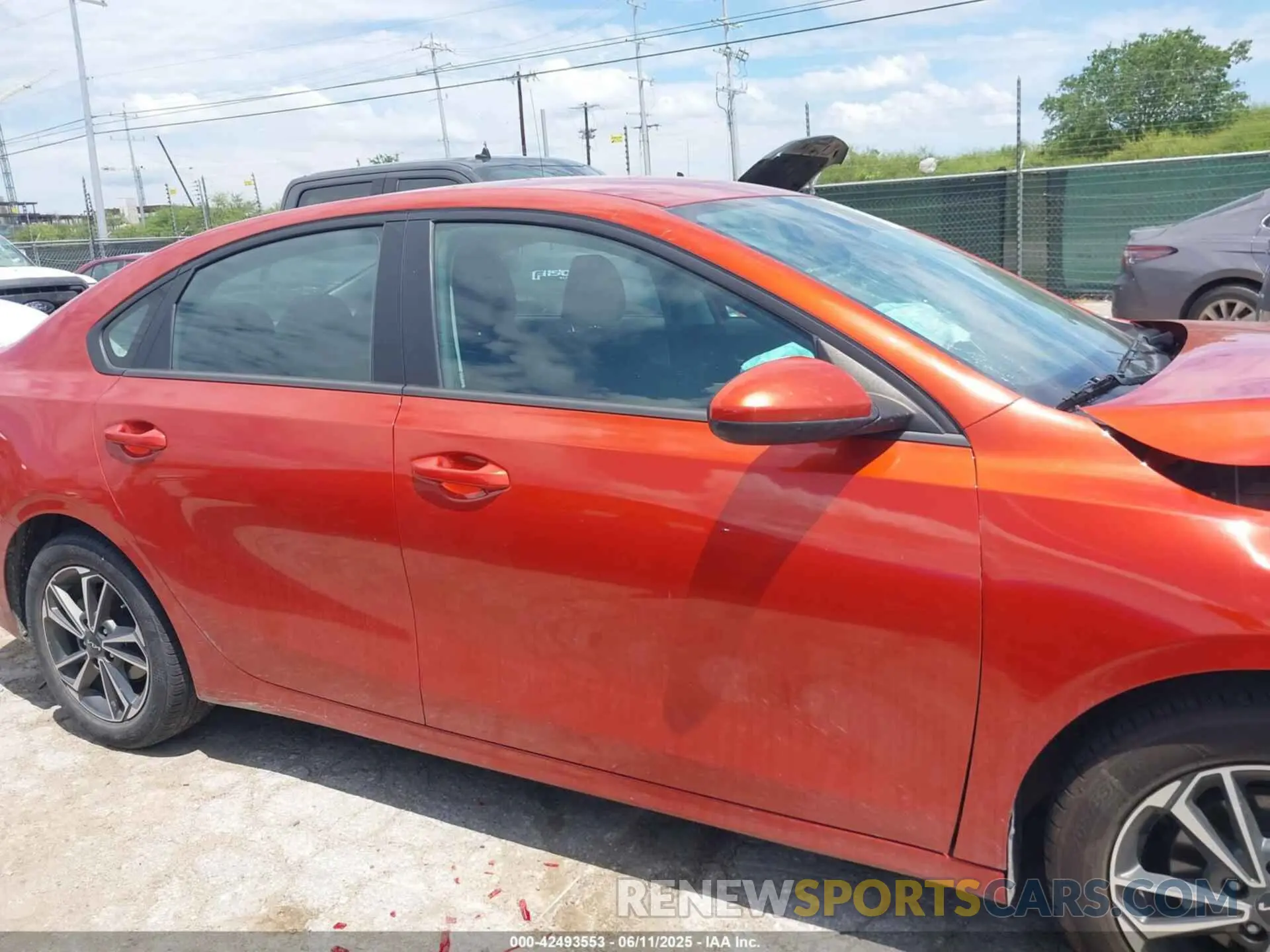 13 Photograph of a damaged car 3KPF24AD9PE627813 KIA FORTE 2023